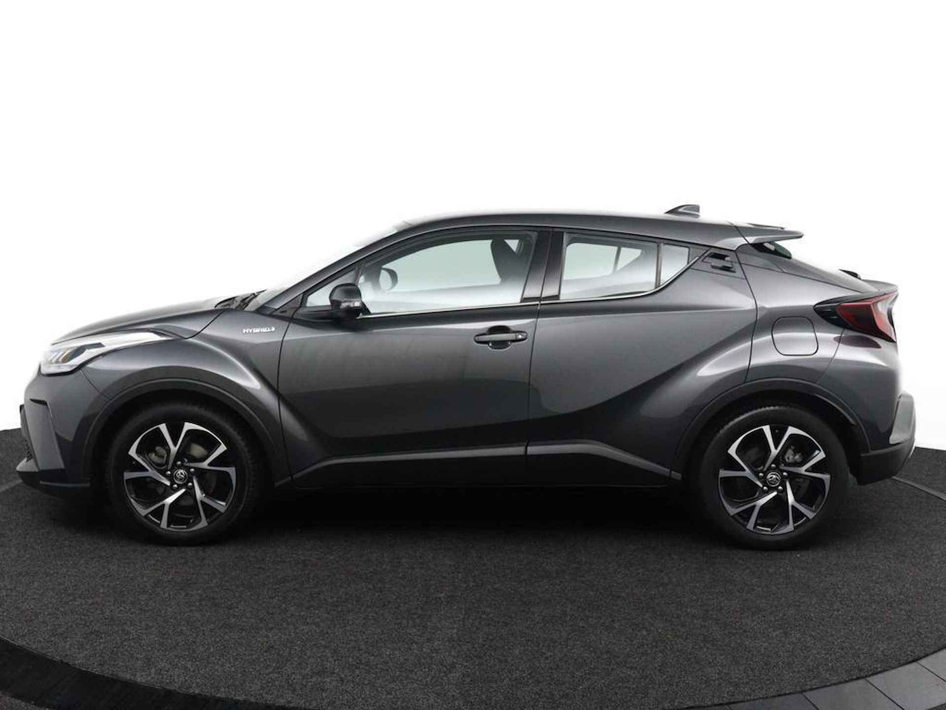 Toyota C-HR 2.0 Hybrid Dynamic | Trekhaak | Navigatie | Keyless Entry | Achteruitrijcamera | - 6/49