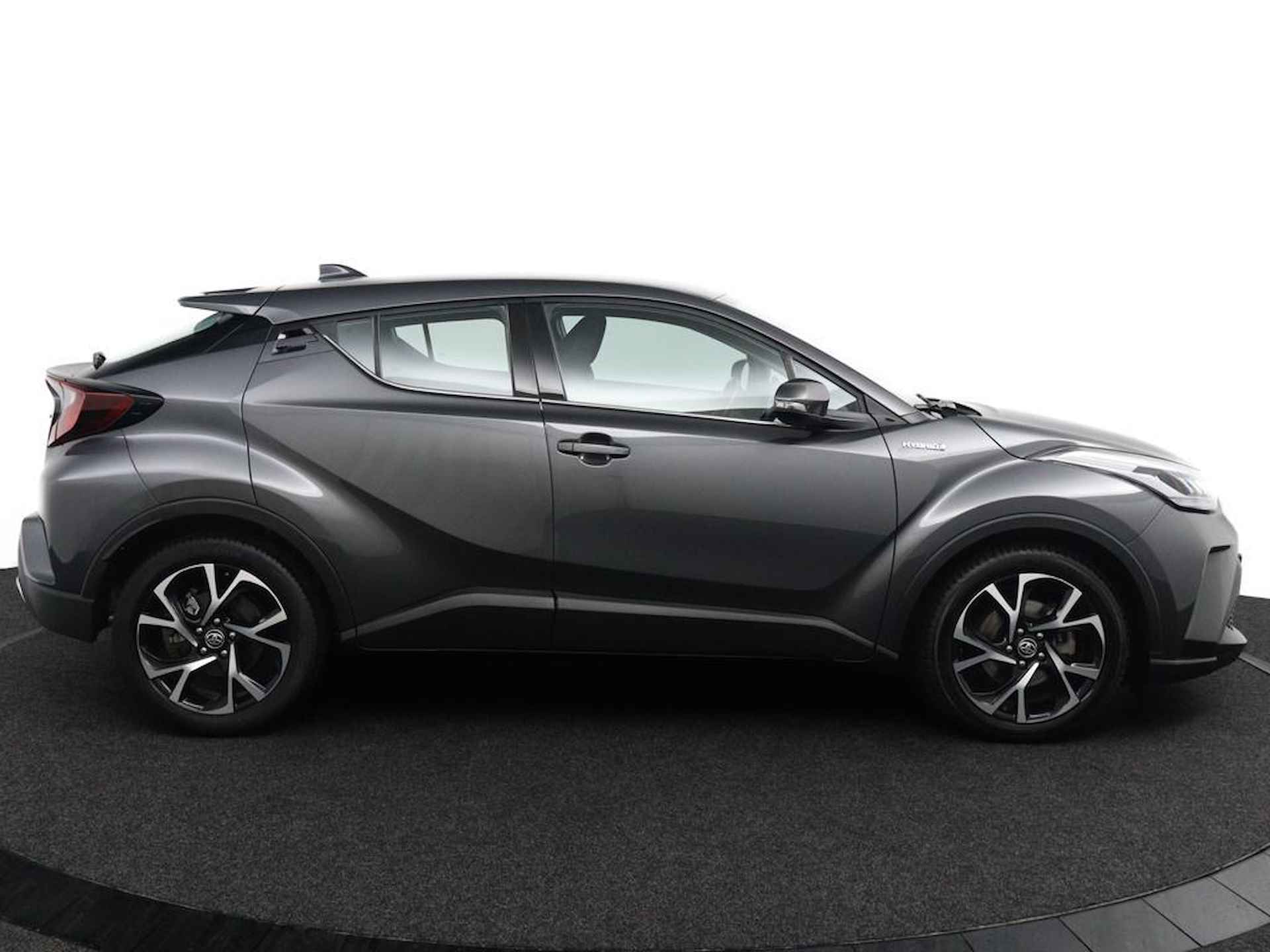 Toyota C-HR 2.0 Hybrid Dynamic | Trekhaak | Navigatie | Keyless Entry | Achteruitrijcamera | - 7/49