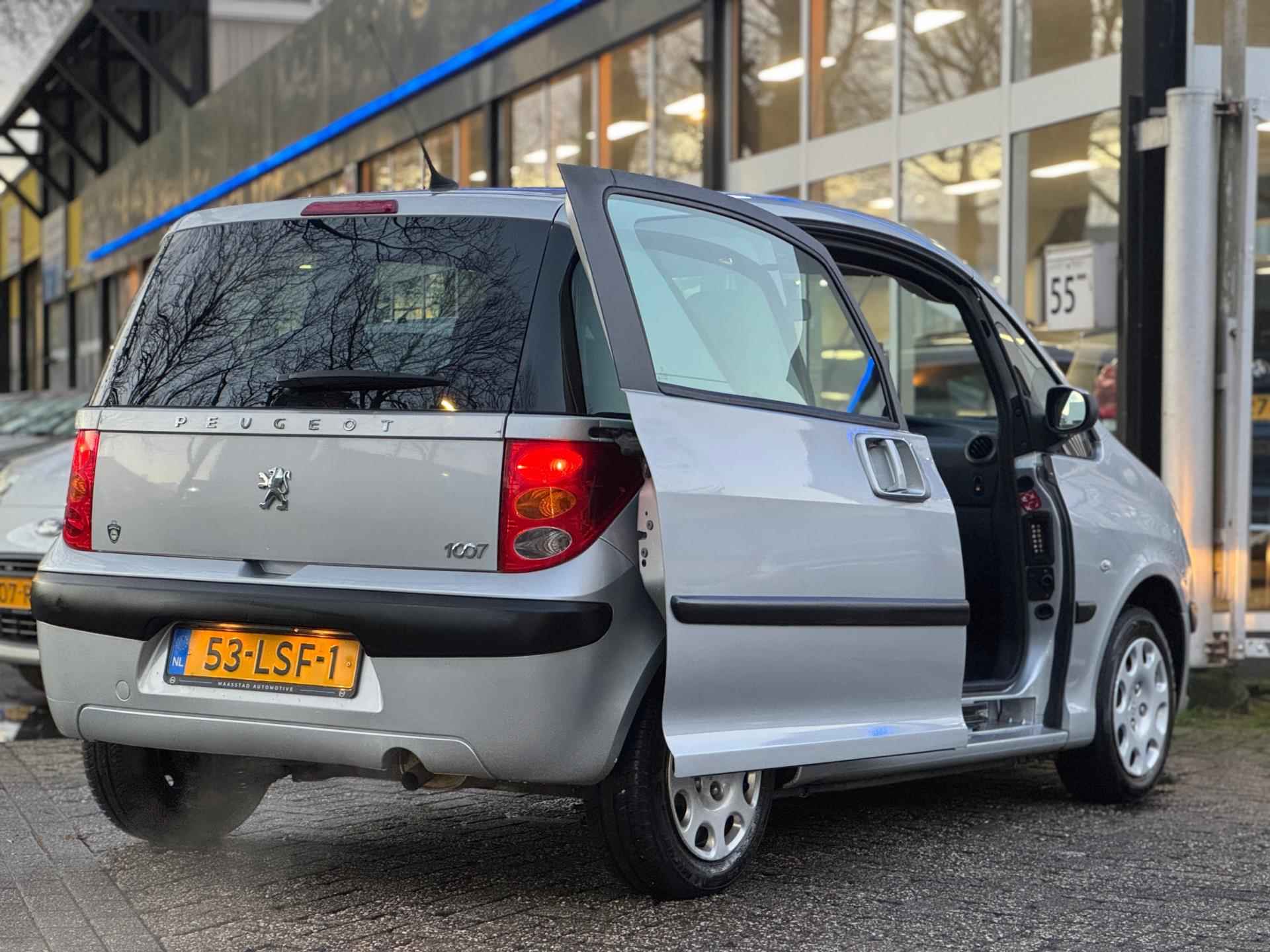 Peugeot 1007 1.4 Urban Lage KM Boekjes Elektrische zijschuifdeuren | 3 sleutels - 11/41