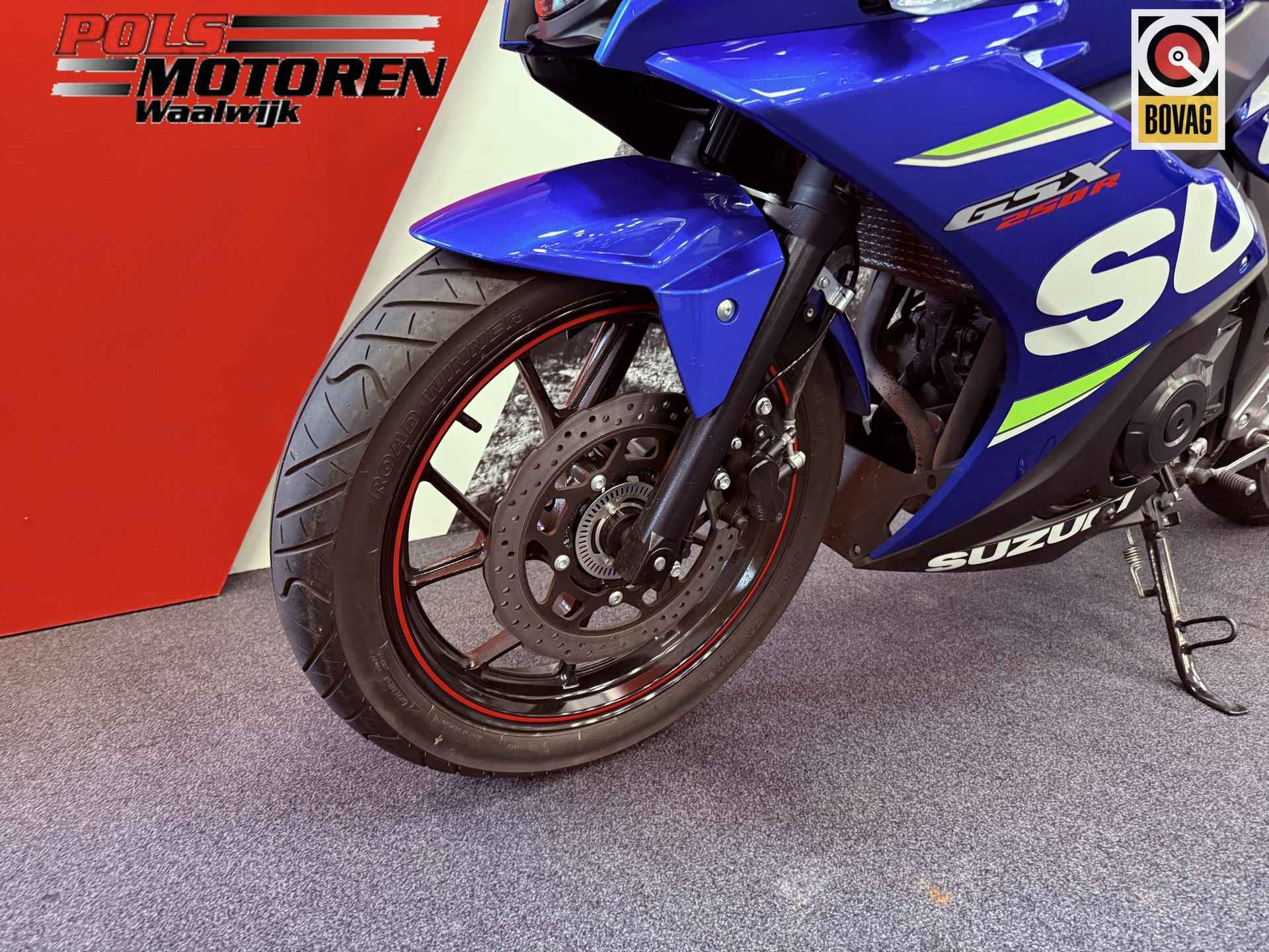 Suzuki GSX R 250 - 14/19