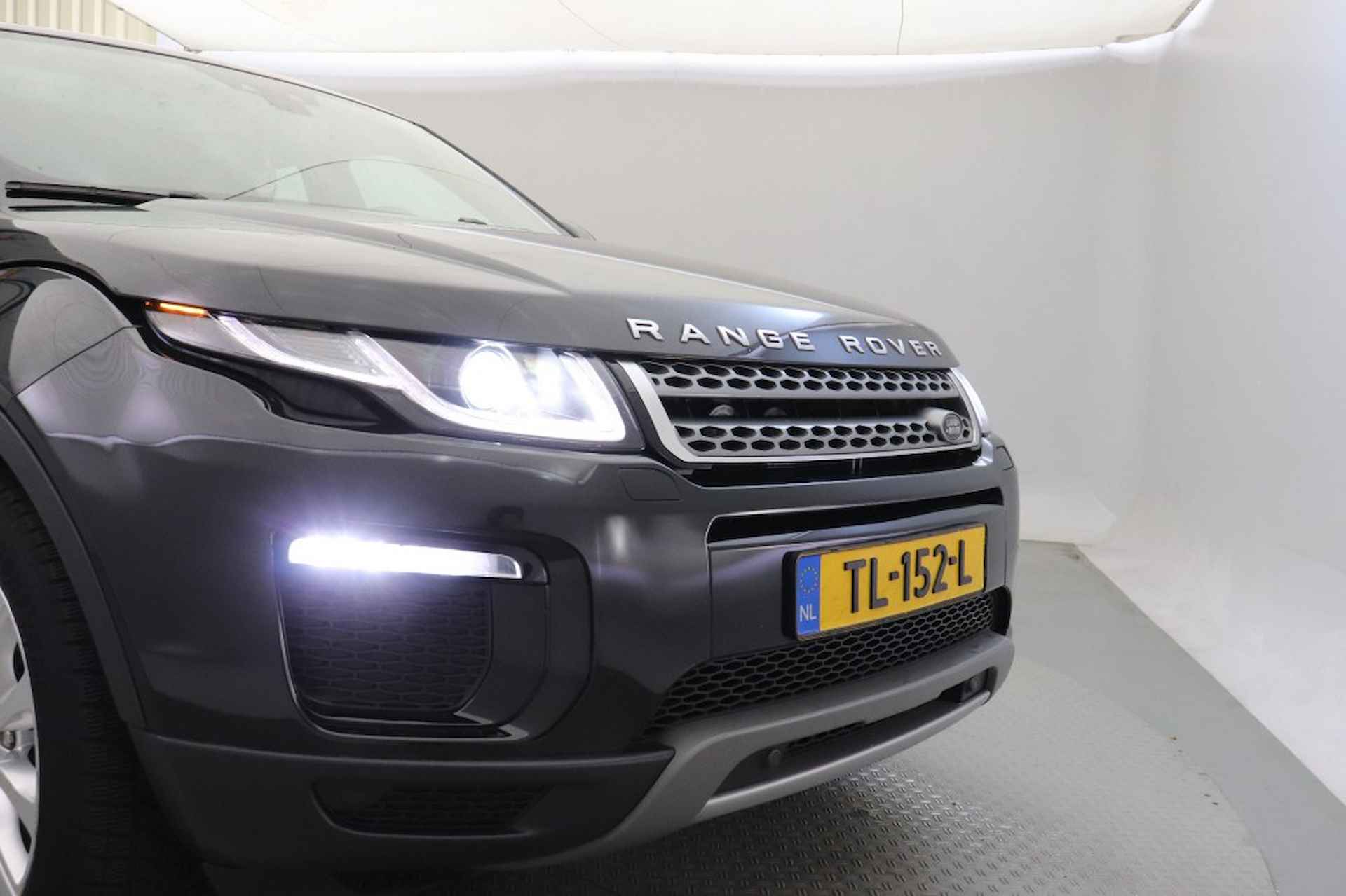 LAND ROVER Range Rover Evoque 2.0 Si4 Urban Series SE Automaat - Panorama, Leer - 27/29