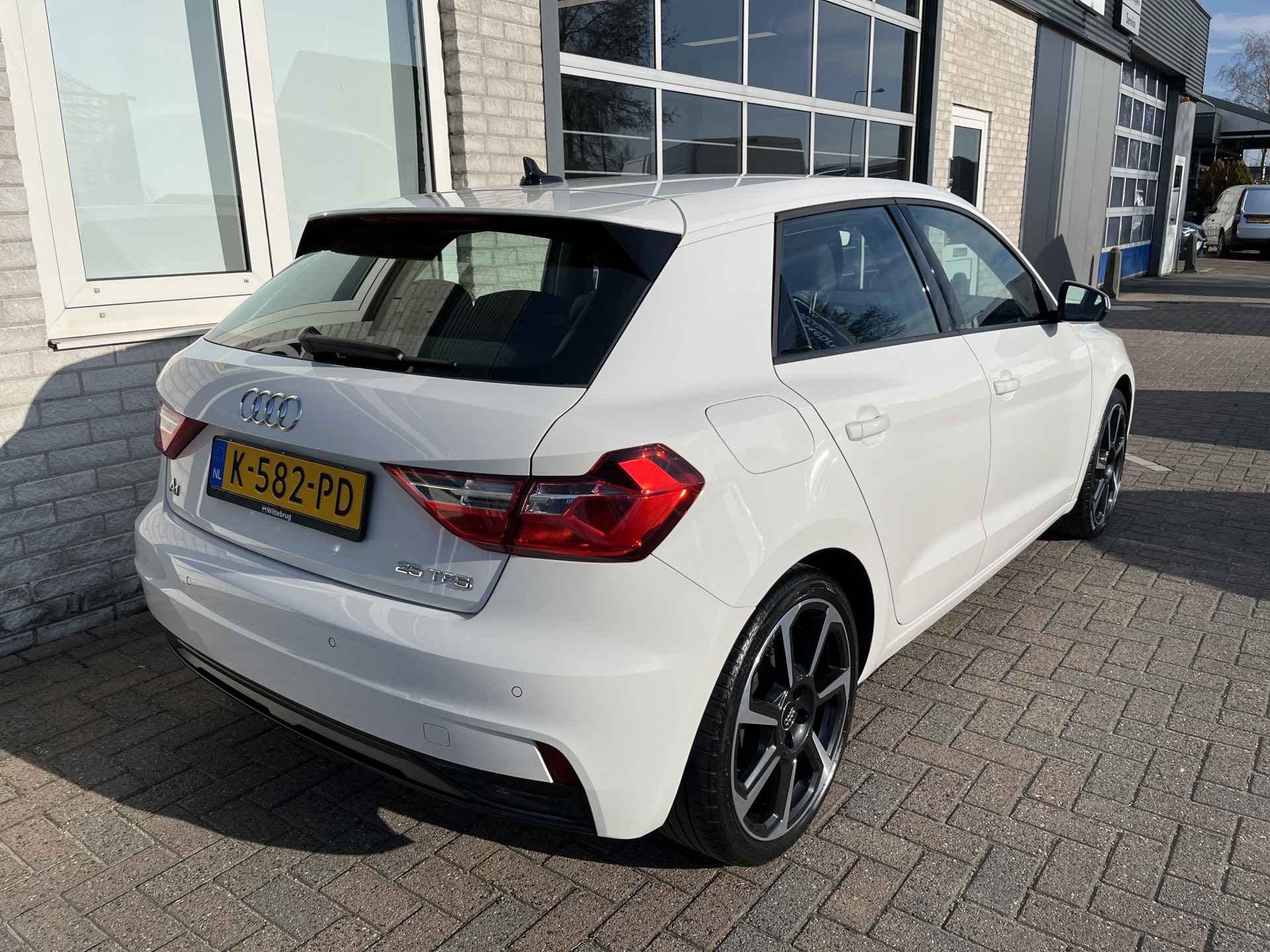 Audi A1 Sportback 25 TFSI Pro Line / VIRTUAL COCKPIT/ 18"LMV/ CRUISE/ APPLE CARPLAY/ ANDROID AUTO/ DAB/ CLIMATE/ STOELVERWARMING/ PARK. SENSOREN - 30/35