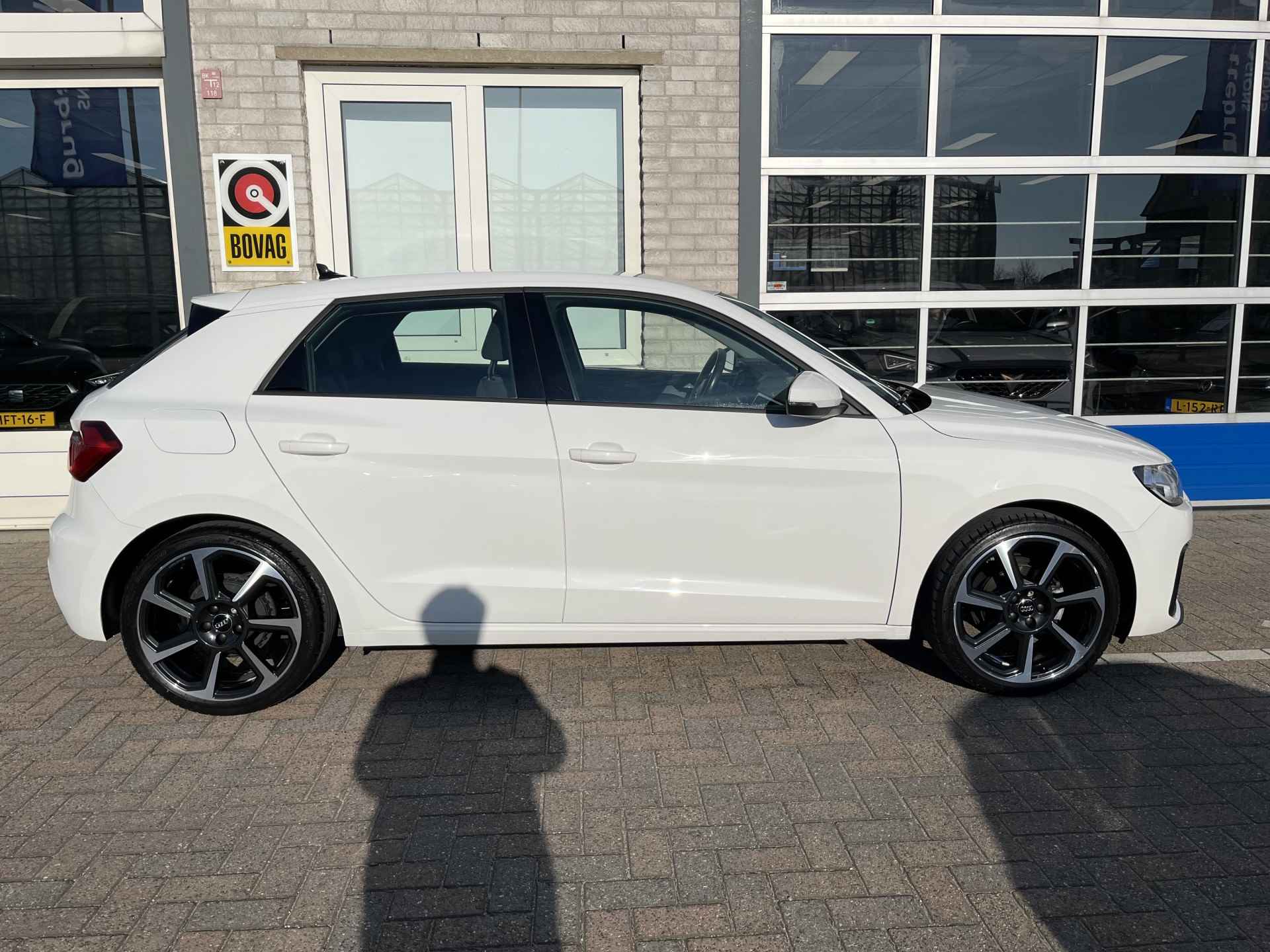 Audi A1 Sportback 25 TFSI Pro Line / VIRTUAL COCKPIT/ 18"LMV/ CRUISE/ APPLE CARPLAY/ ANDROID AUTO/ DAB/ CLIMATE/ STOELVERWARMING/ PARK. SENSOREN - 31/35