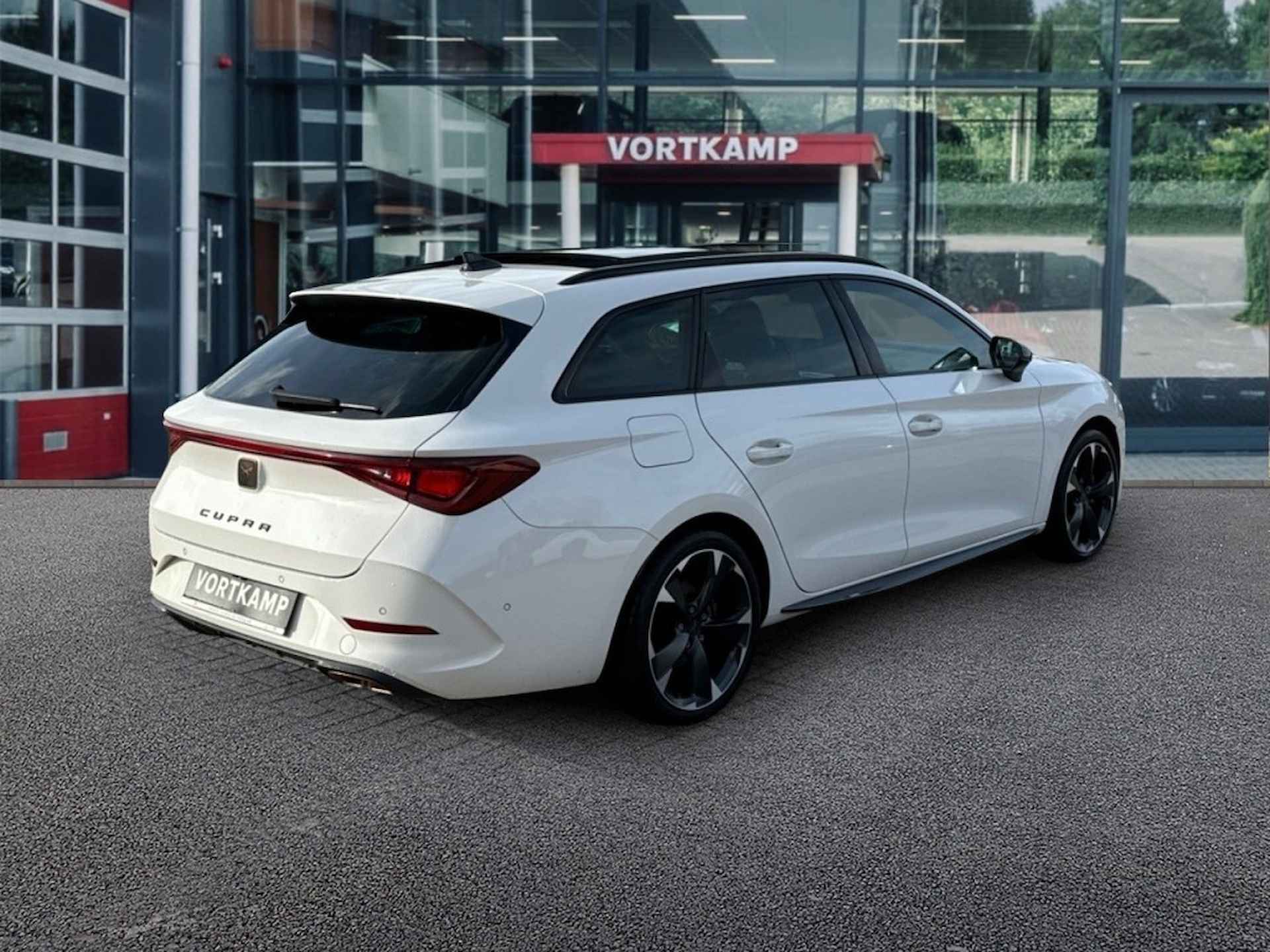 CUPRA Leon Sportstourer 1.4 TSI DSG E-HYBRID PANO-DAK/CAMERA/NAVI/ACC/STOELVERW - 5/23