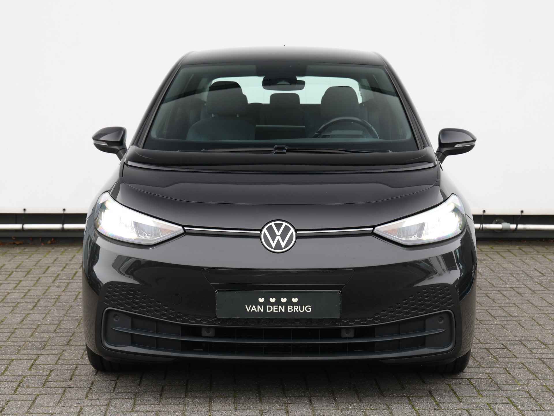 Volkswagen ID.3 Life 58 kWh 204pk | LED | Navigatie | Climate control | Cruise control | Stoel/Stuurverwarming - 4/45