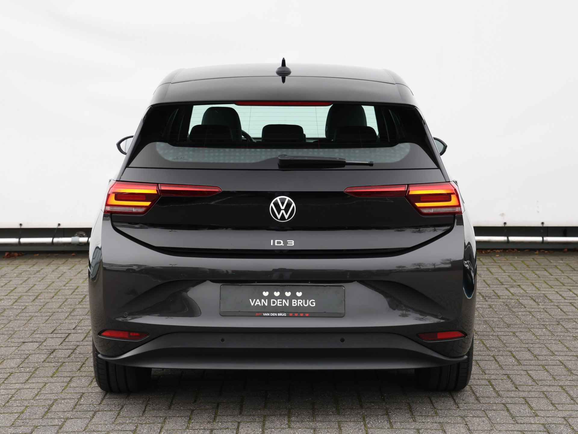 Volkswagen ID.3 Life 58 kWh 204pk | LED | Navigatie | Climate control | Cruise control | Stoel/Stuurverwarming - 6/45