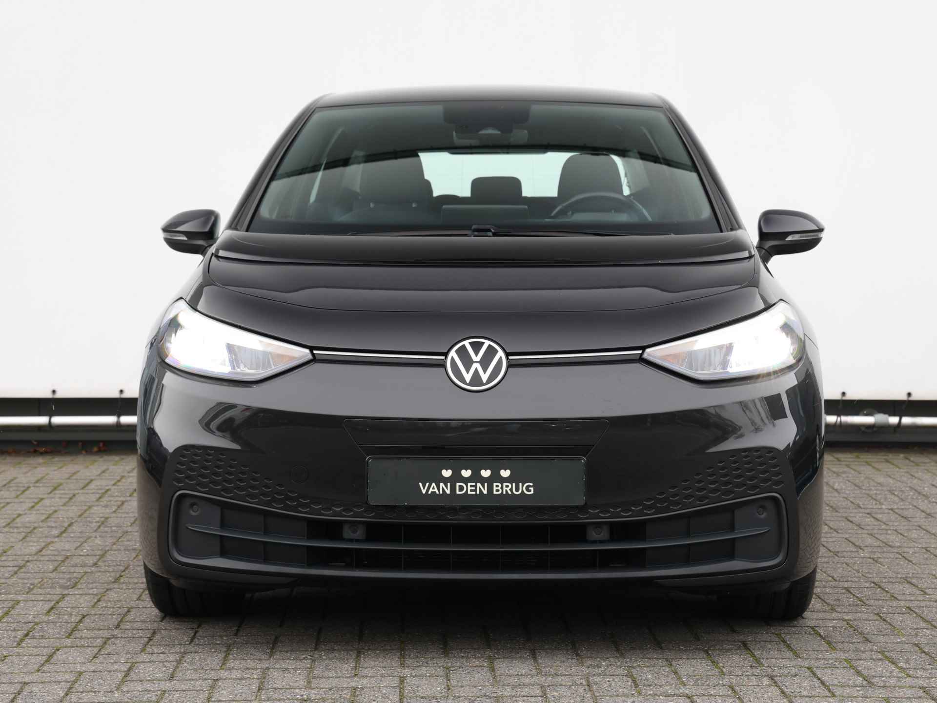 Volkswagen ID.3 Life 58 kWh 204pk | LED | Navigatie | Climate control | Cruise control | Stoel/Stuurverwarming - 15/45