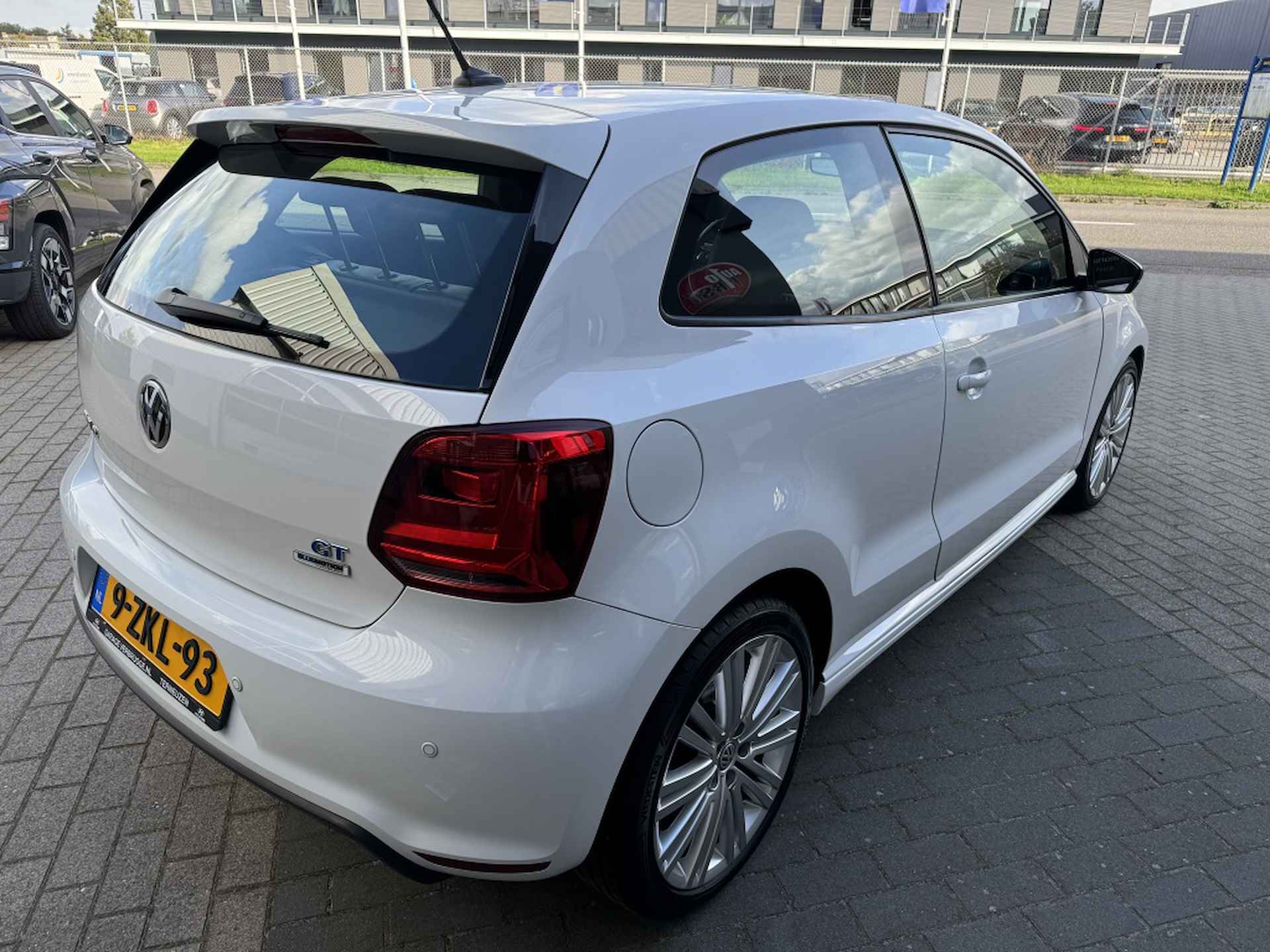 Volkswagen Polo 1.4 TSI BlueGT 150PK | Automaat | Navigatie | Leder-alcantara be - 5/29