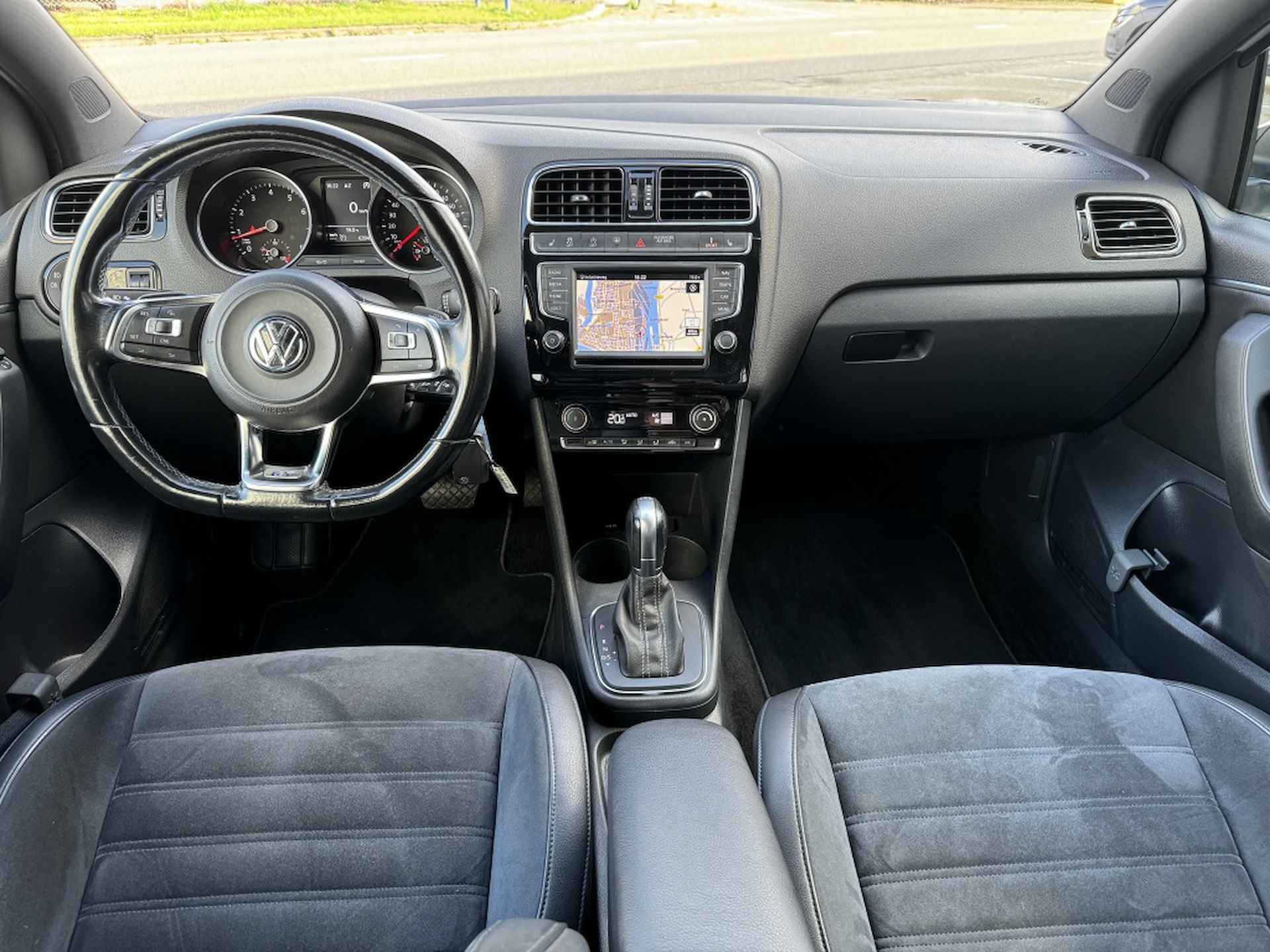 Volkswagen Polo 1.4 TSI BlueGT 150PK | Automaat | Navigatie | Leder-alcantara be - 12/29