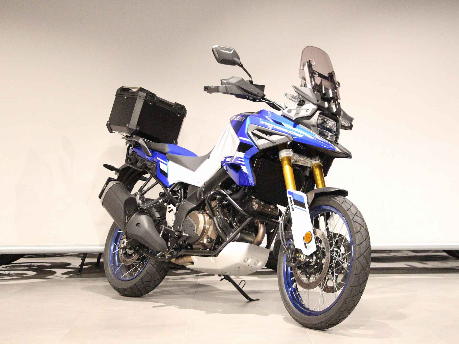 Suzuki V-STROM 1050 DE INCL GRATIS TOPKOFFER!! - 2/11