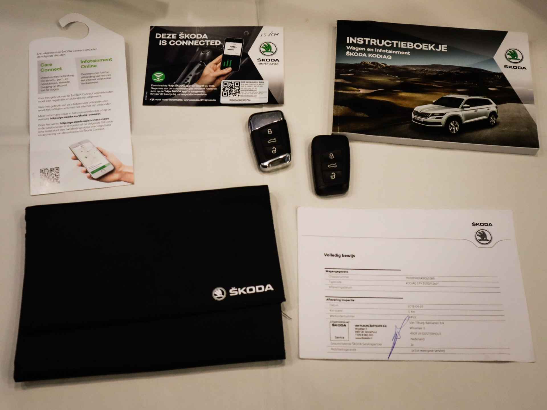 Škoda Kodiaq 1.5 TSI Style Business 1e-Eig, Skoda-Dealer-Onderh, 12-Mnd-BOVAG, NL-Auto, Trekhaak-Uitklpb, Navigatie/Apple-Carplay/Android-Auto, Cruisecontrol, Keyless-Entry/Start, Elek.-Achterklep, Achteruitrijcamera, Parkeersensoren-V+A, Stoelverwarming, DAB, Lm-Velgen-18Inch, Privacy-Glas - 10/47