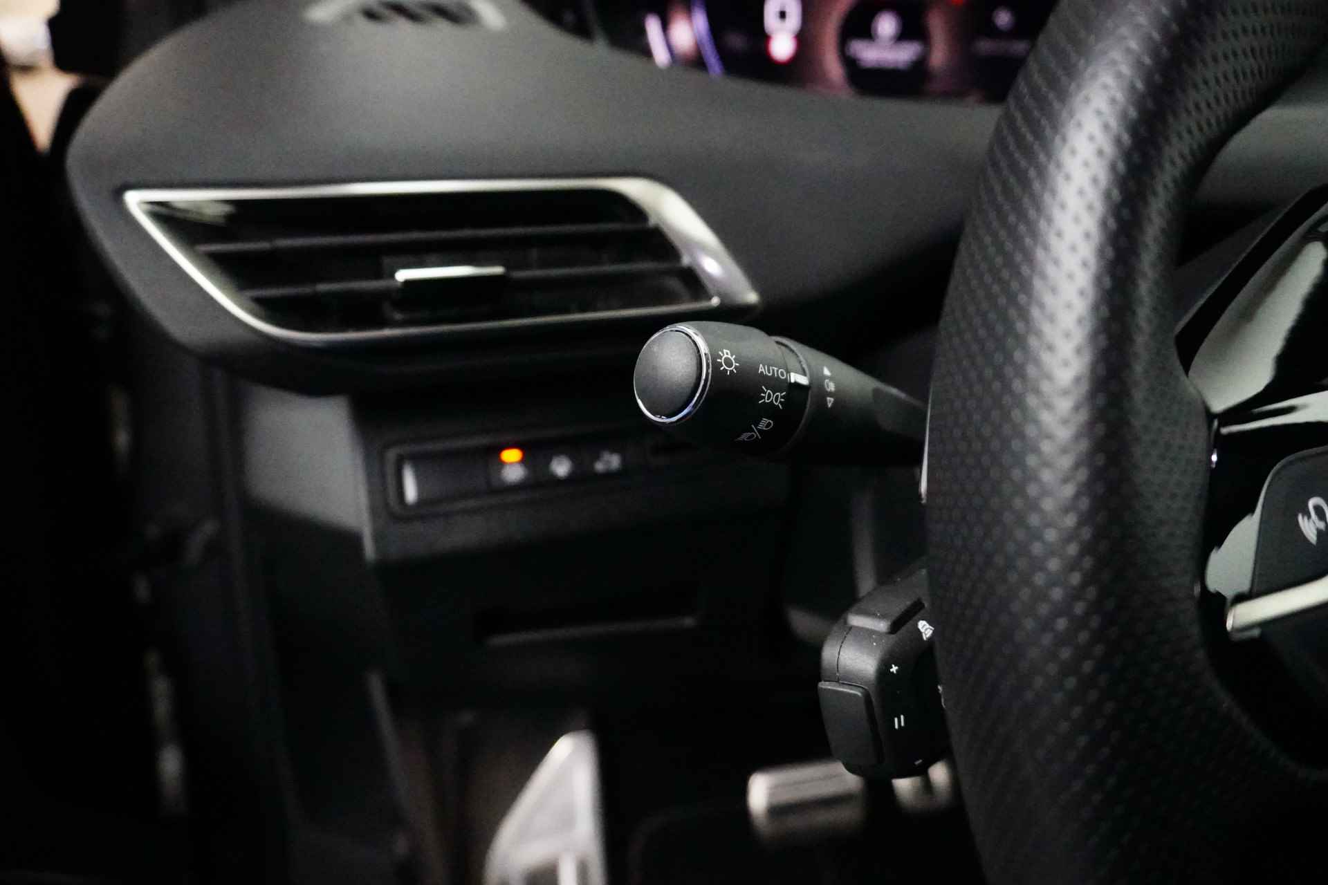 Peugeot 5008 1.2 Hybrid GT 136pk | Adaptieve cruise control | El. achterklep | Camera | Stoelverwarming voor | full-LED koplampen | - 23/33