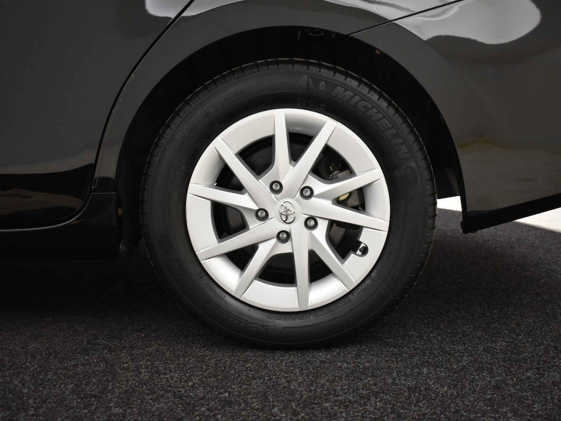 Toyota  Prius Wagon 1.8 Dynamic Limited | Navi | Pano dak | 7 persoons - 19/36
