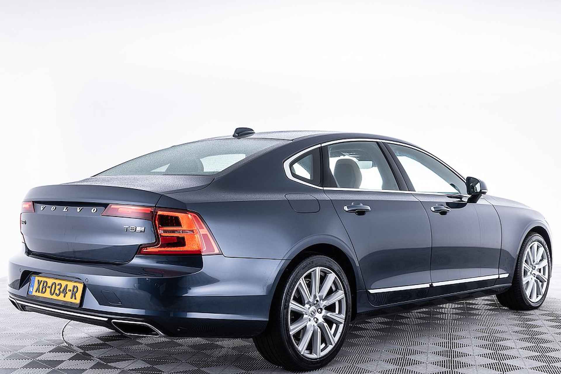 Volvo S90 2.0 T8 AWD Inscription | LEDER | CARPLAY | Stoelventilatie | Plug-in Hybrid | PHEV . - 28/33