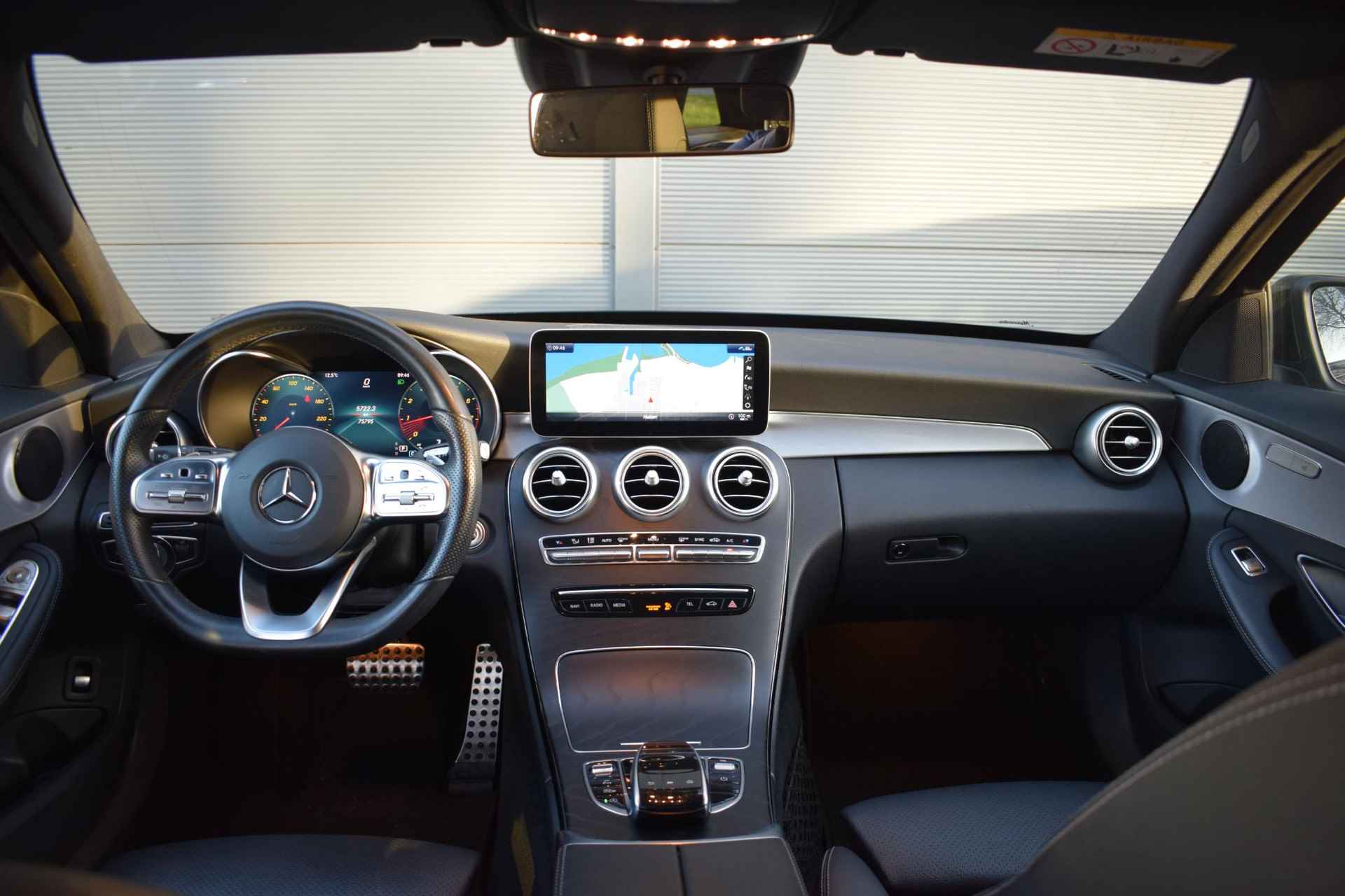 Mercedes-Benz C-klasse Estate 180 Business Solution AMG Plus Upgrade Edition / Leder / Camera / Carplay - 8/62