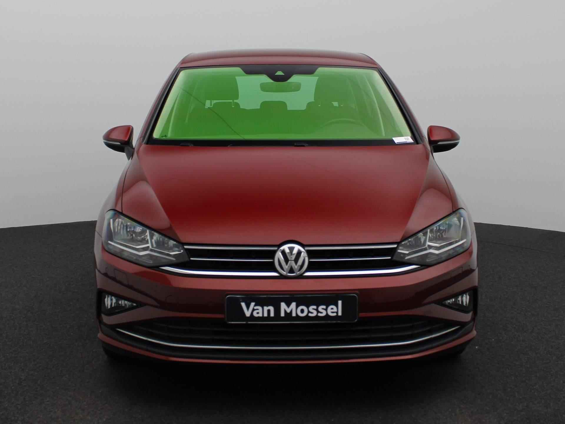 Volkswagen Golf Sportsvan 1.5 TSI ACT Comfortline | Navigatie | Climate-Control | Camera | Parkeersensoren | Stuur + Stoelverwarming | Apple-Carplay | - 3/37