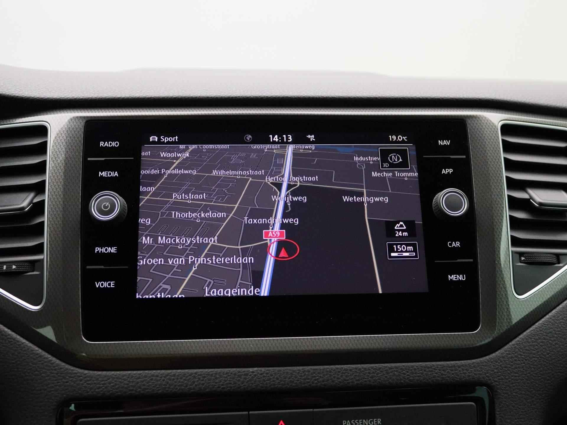 Volkswagen Golf Sportsvan 1.5 TSI ACT Comfortline | Navigatie | Climate-Control | Camera | Parkeersensoren | Stuur + Stoelverwarming | Apple-Carplay | - 16/37