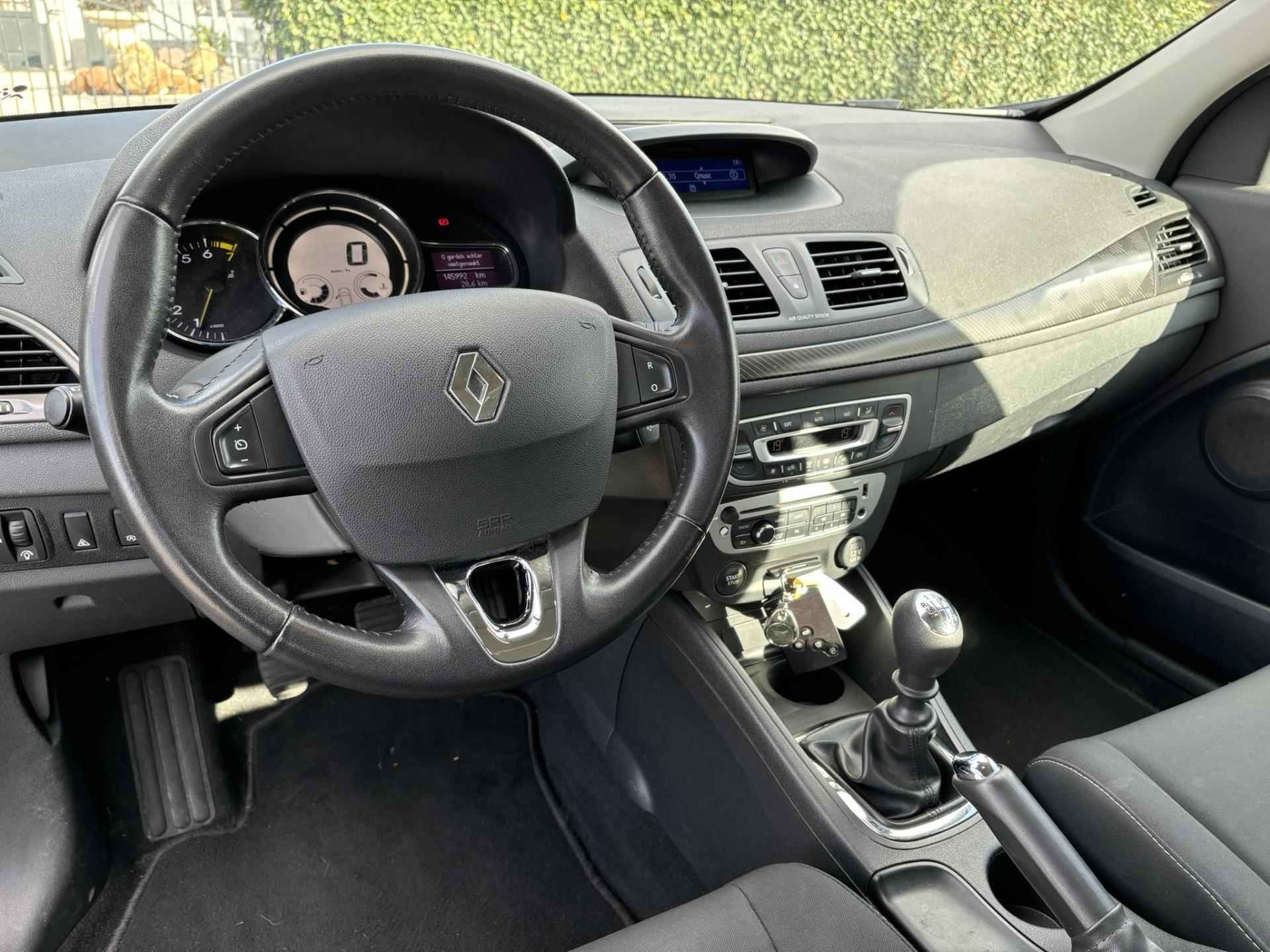 Renault Mégane 1.2 TCe Collection | Cruise control | Climate control | Bluetooth | - 3/24