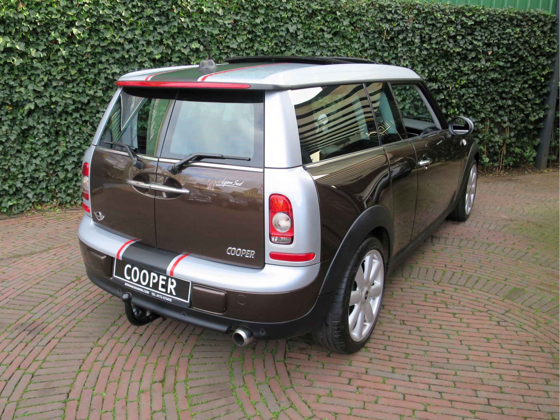 MINI Clubman 1.6 Cooper Chili R55 met Pano.dak, Navi, BT, Trekhaak en 17" - 2/43