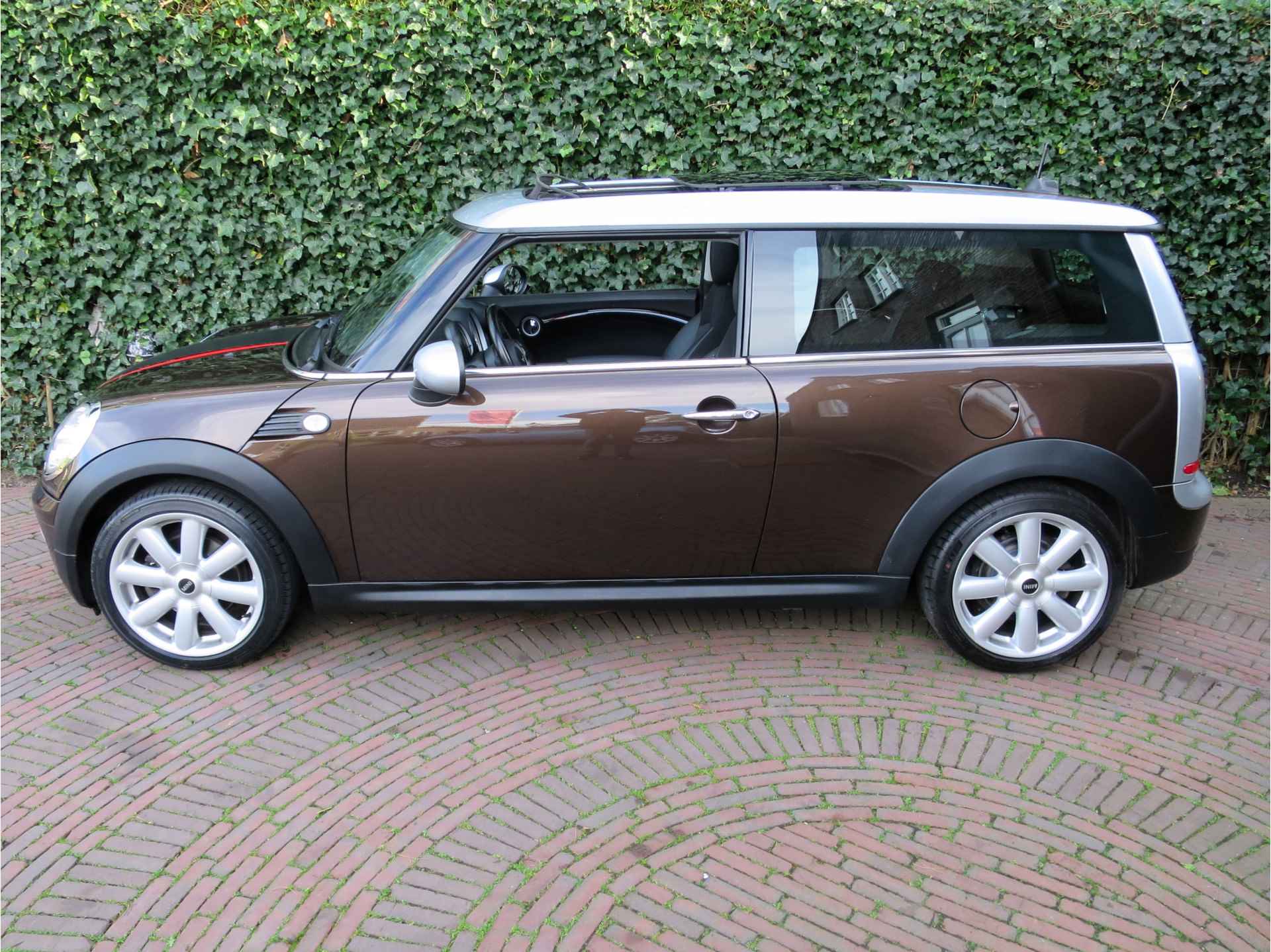 MINI Clubman 1.6 Cooper Chili R55 met Pano.dak, Navi, BT, Trekhaak en 17" - 6/43