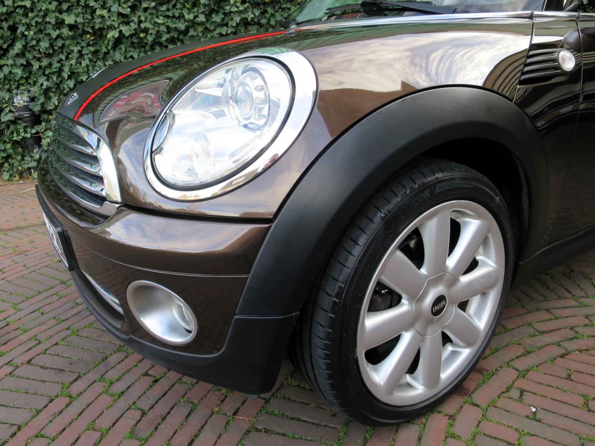 MINI Clubman 1.6 Cooper Chili R55 met Pano.dak, Navi, BT, Trekhaak en 17" - 26/43