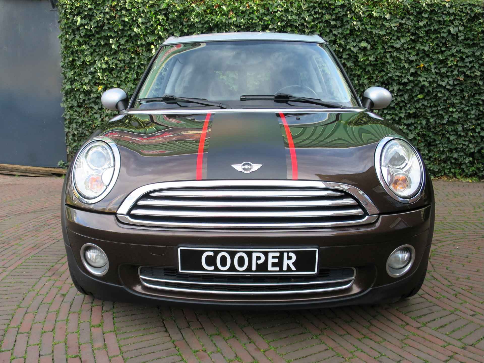 MINI Clubman 1.6 Cooper Chili R55 met Pano.dak, Navi, BT, Trekhaak en 17" - 32/43