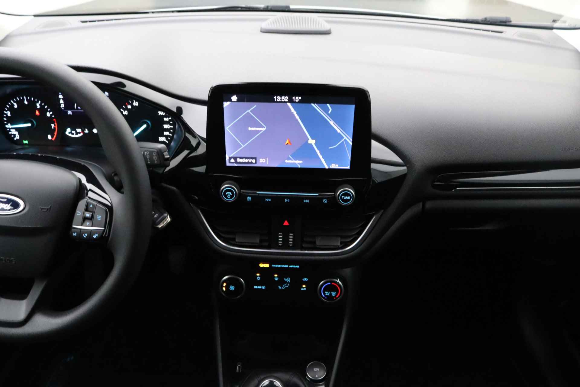 Ford Fiesta 1.1 Trend | Airconditioning | Apple carplay | Cruise control | Navigatie | Multimedia - 22/29