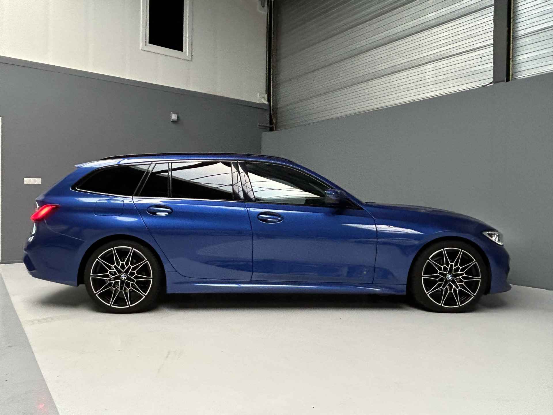 BMW 3 Serie Touring 318d M-Sport Portimao Blue|HUD|Pano|Leder|LED - 7/38