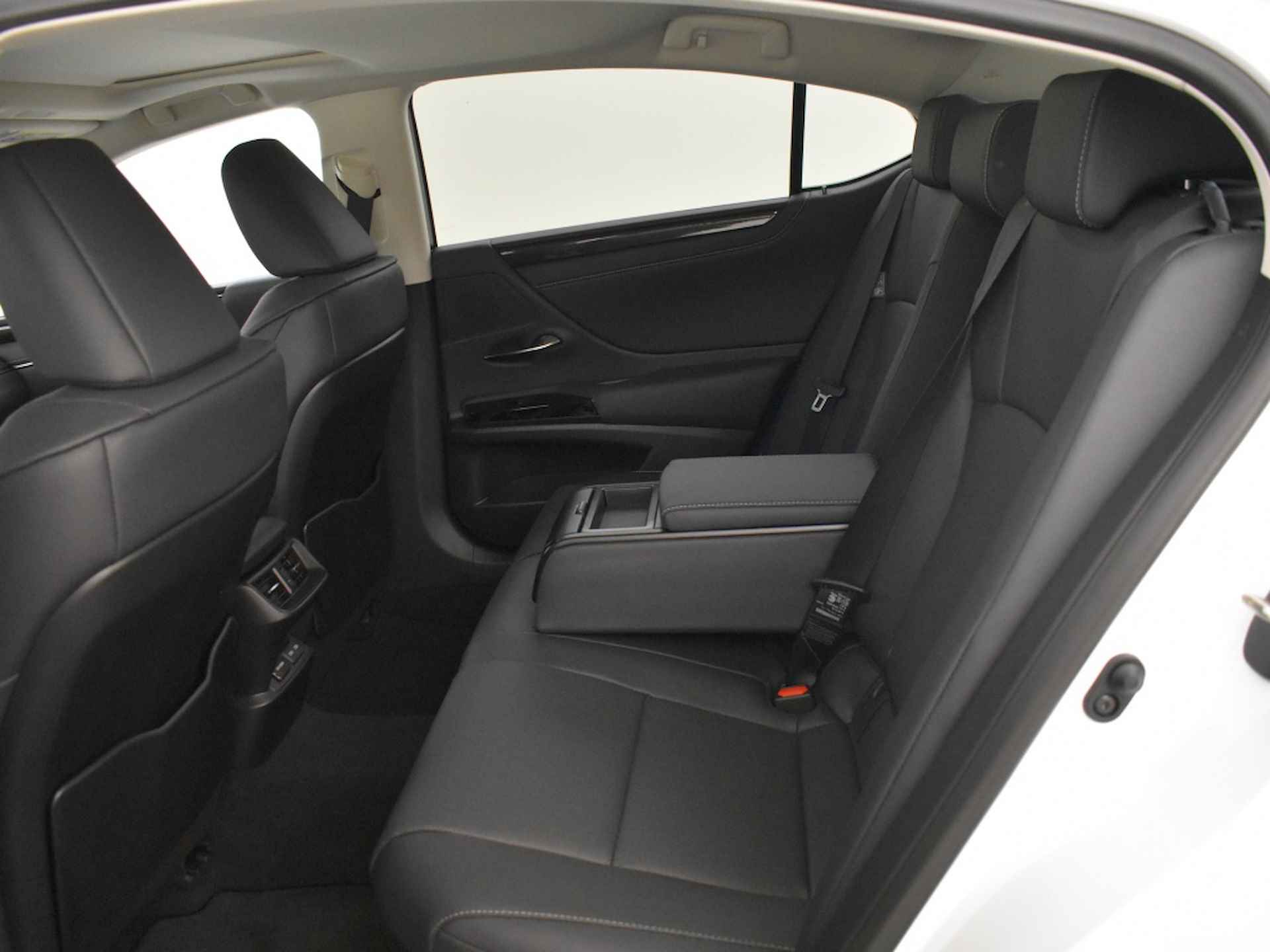 Lexus ES 300h F Sport Design | Nieuw & direct leverbaar - 13/39