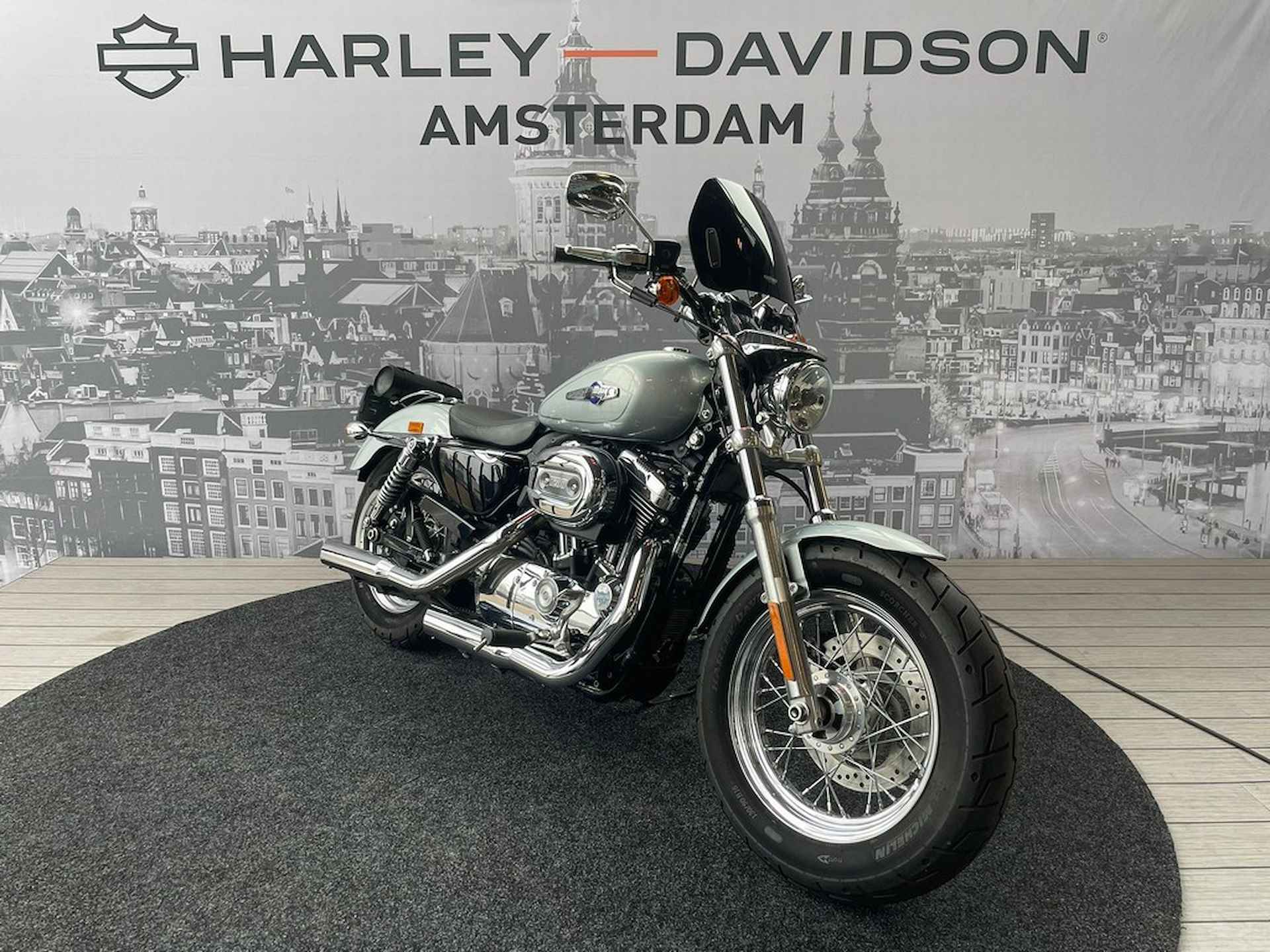 Harley-Davidson XL 1200C SPORTSTER 1200 CUSTOM - 3/8
