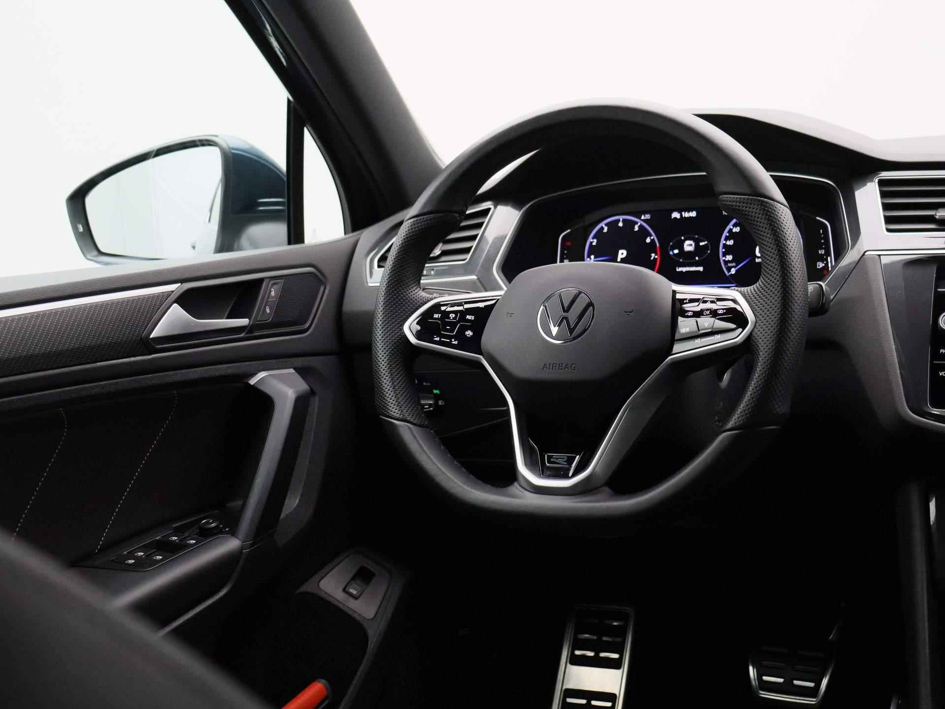 Volkswagen Tiguan 1.5 TSI R-Line Business+ 150 PK DSG | Apple Carplay | Elektrische Achterklep | Parkeersensoren | Climate Control | Digital Cockpit Pro | DAB Radio | Elektrische Inklapbare Spiegels | - 12/43