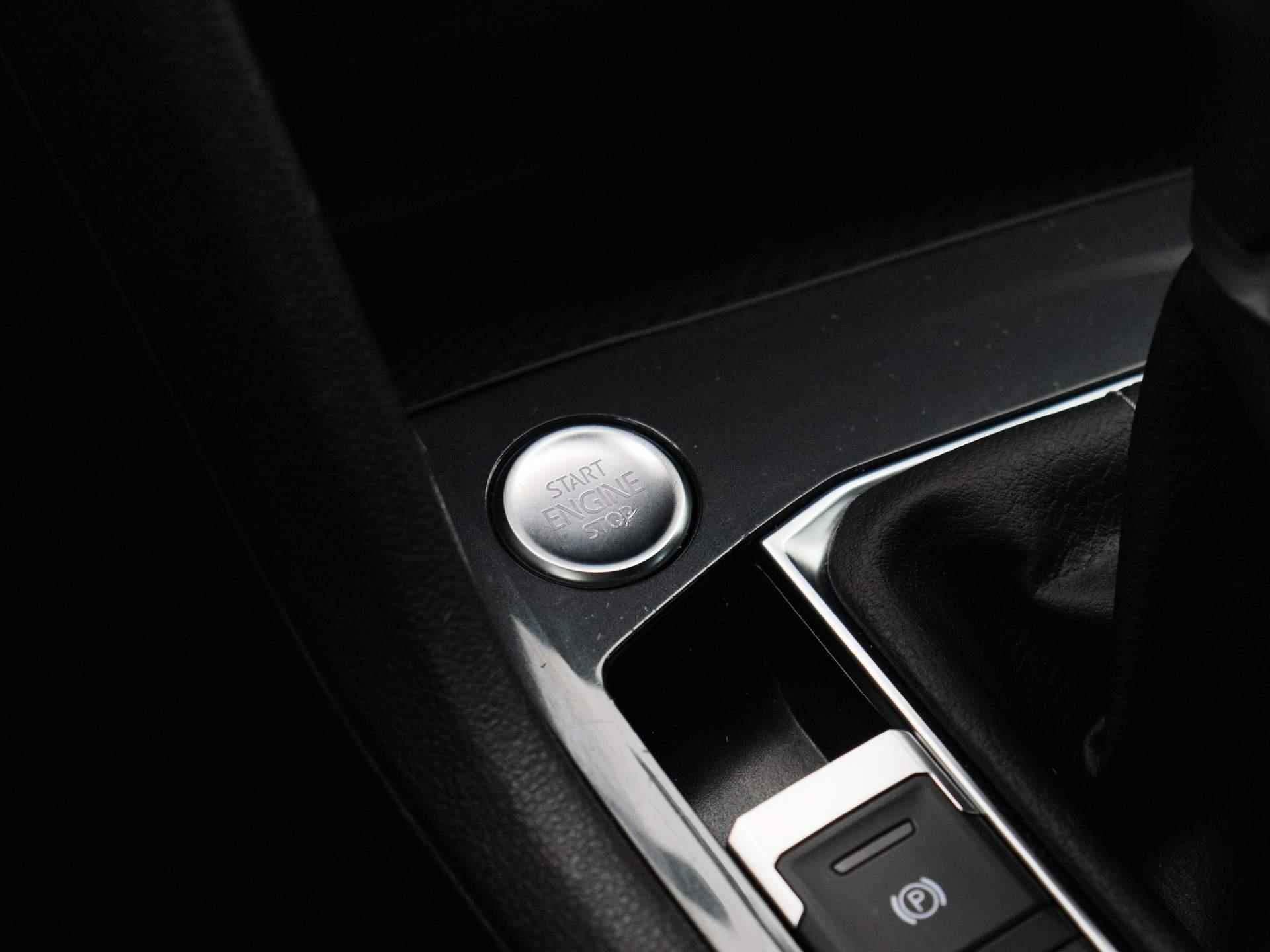 Volkswagen Tiguan 1.5 TSI R-Line Business+ 150 PK DSG | Apple Carplay | Elektrische Achterklep | Parkeersensoren | Climate Control | Digital Cockpit Pro | DAB Radio | Elektrische Inklapbare Spiegels | - 24/43