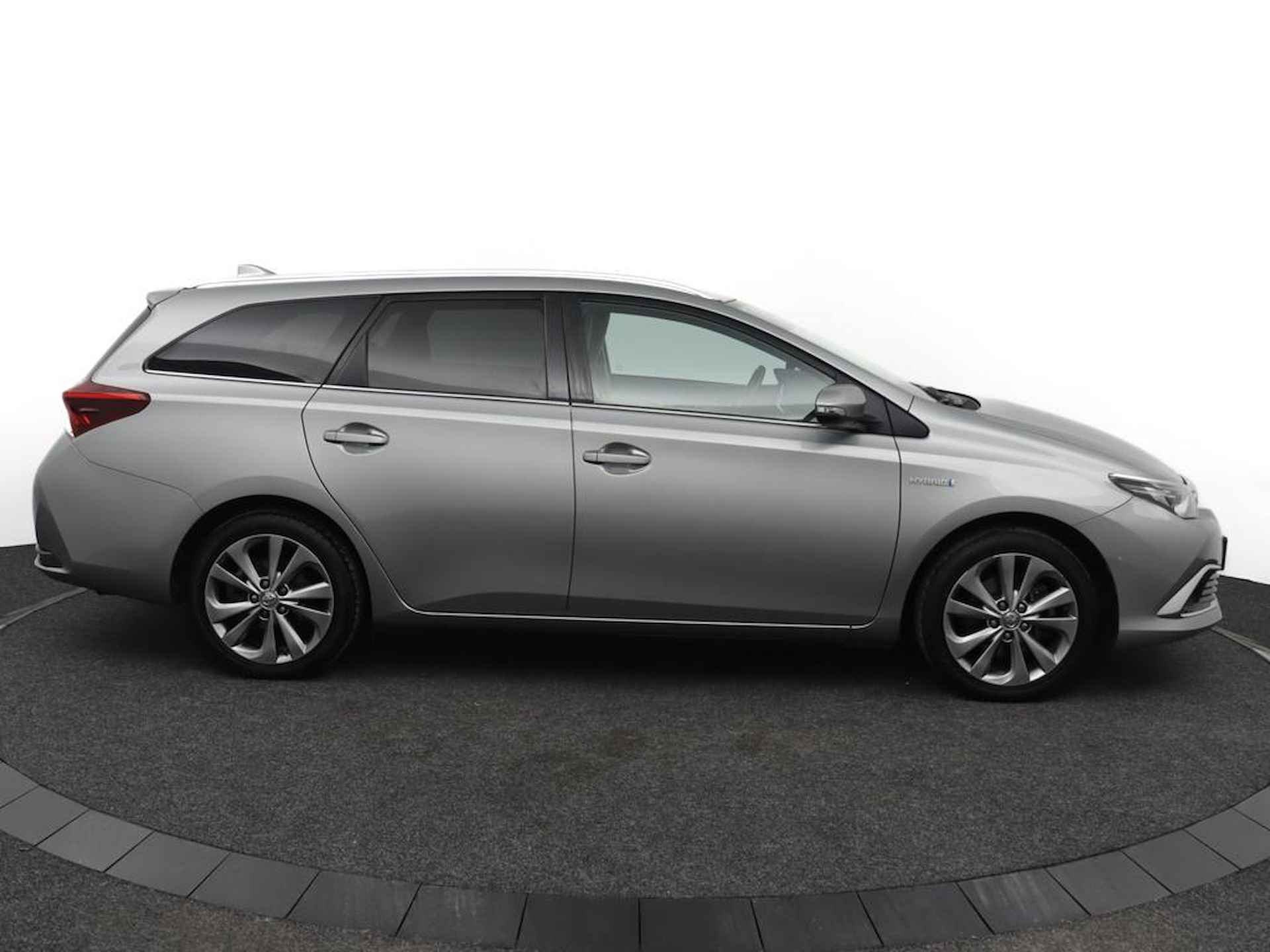 Toyota Auris Touring Sports 1.8 Hybrid Dynamic | Climate control | Stoelverwarming | Keyless | Cruisecontrol | - 13/43