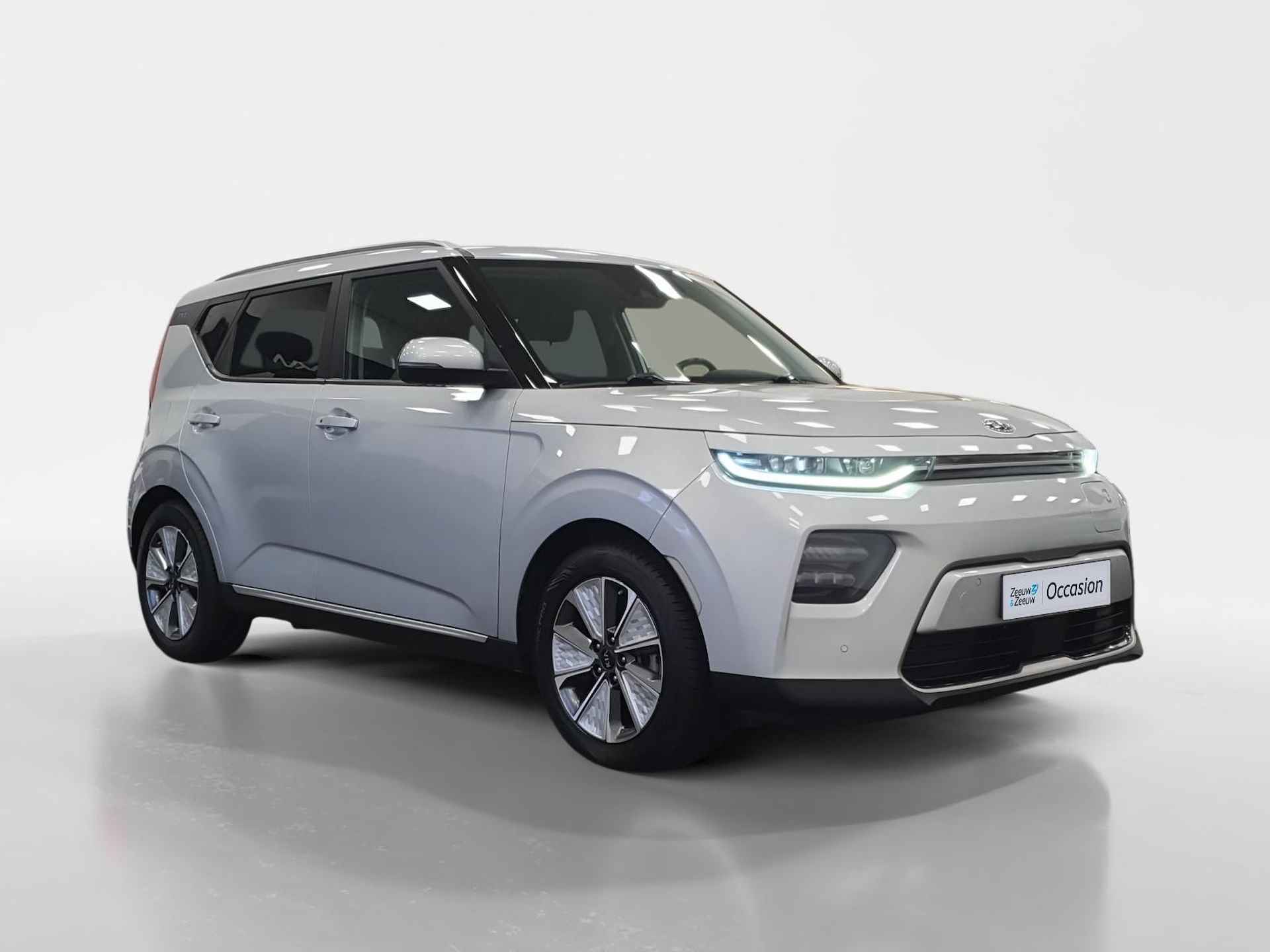 Kia e-Soul DynamicPlusLine 64 kWh | Stoel en stuurverwarming | Climate control | Adaptieve cruise control | Camera | Navigatie | Parkeersensoren achter | - 6/35