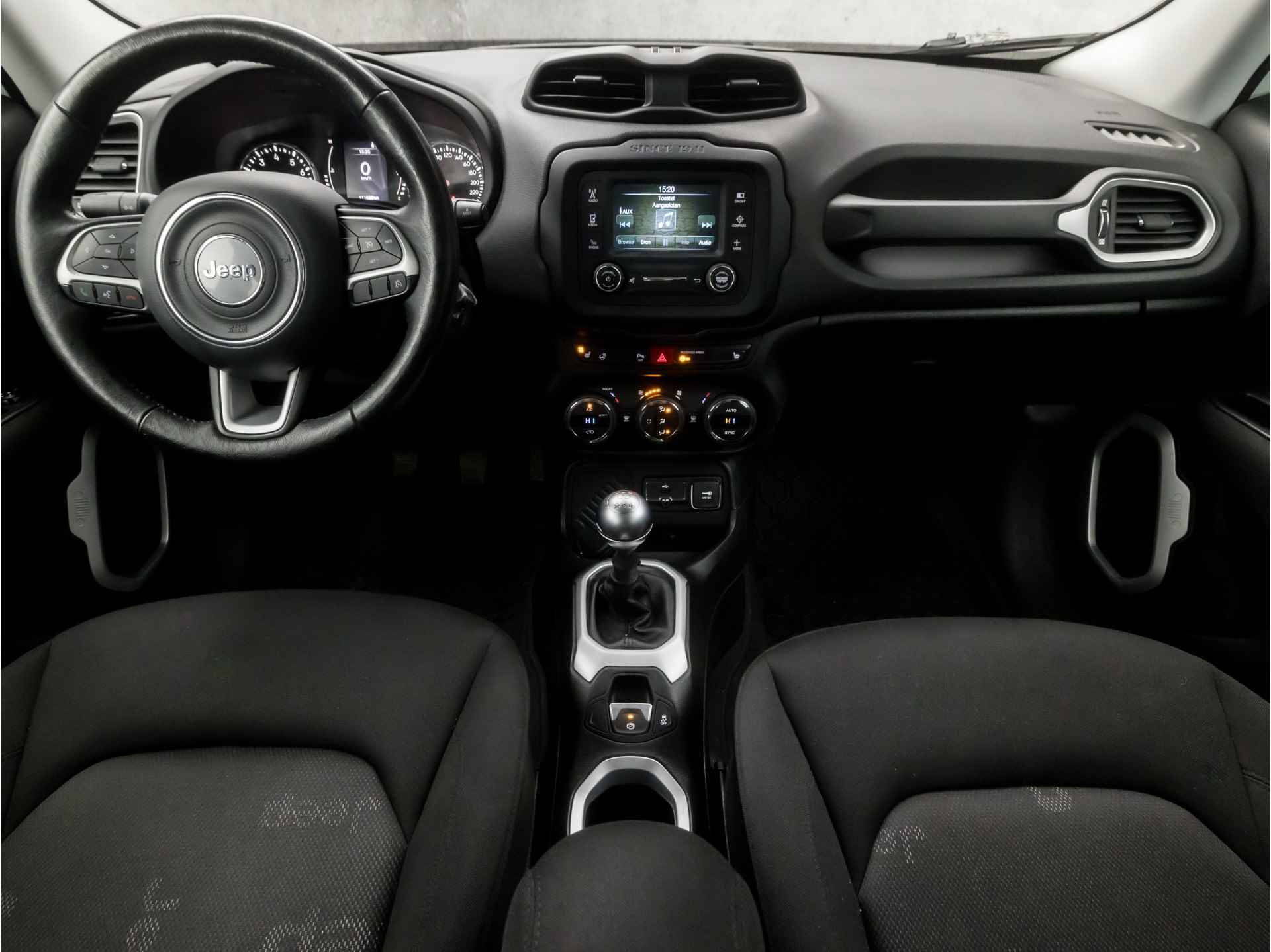 Jeep Renegade 1.6 E-Torq Sport (SCHERM, CLIMATE, STUUR/STOELVERWARMING, PARKEERSENSOREN, SPORTSTOELEN, CRUISE, ARMSTEUN, NIEUWE APK, NIEUWSTAAT) - 6/33