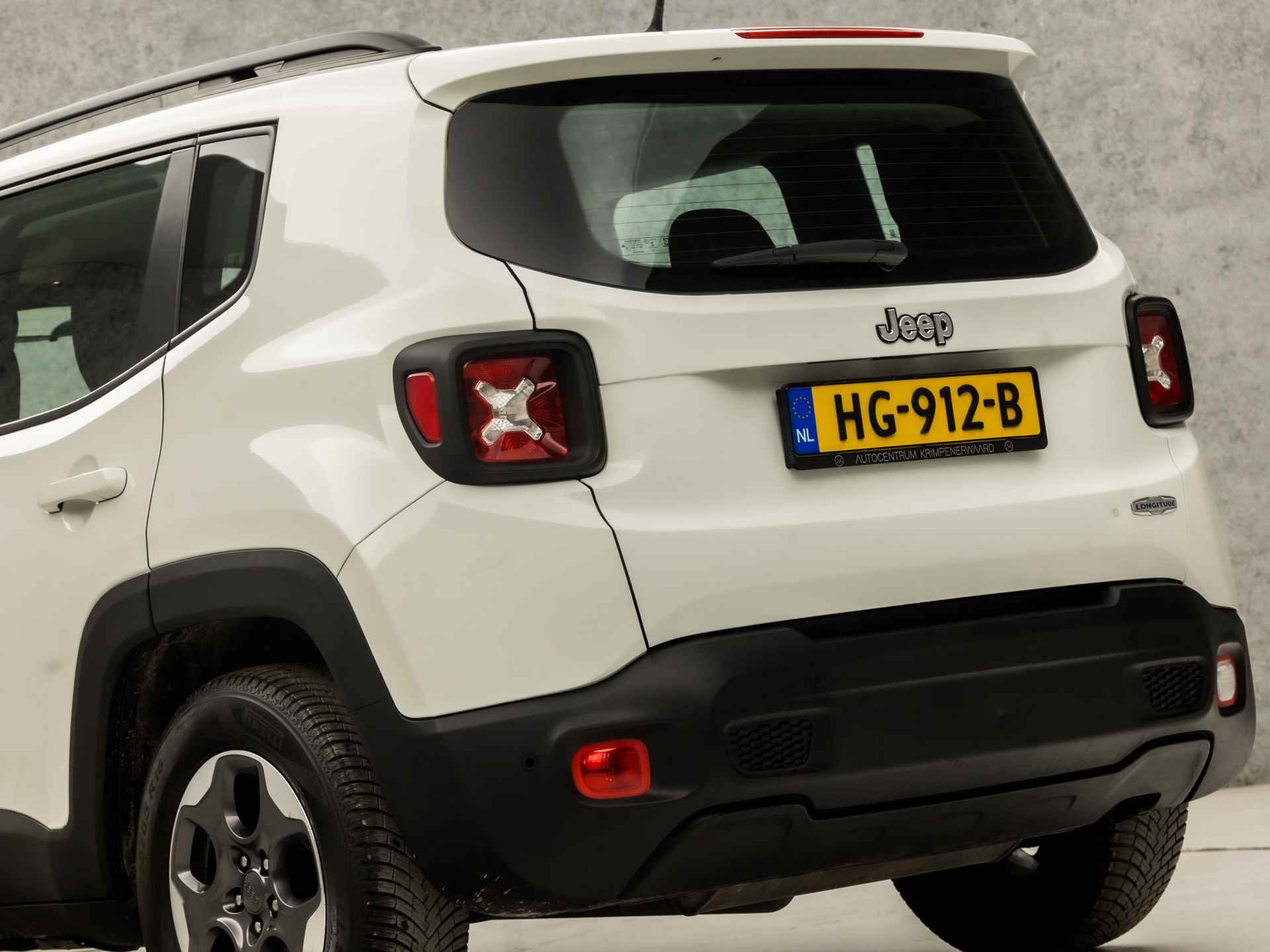 Jeep Renegade 1.6 E-Torq Sport (SCHERM, CLIMATE, STUUR/STOELVERWARMING, PARKEERSENSOREN, SPORTSTOELEN, CRUISE, ARMSTEUN, NIEUWE APK, NIEUWSTAAT) - 11/33