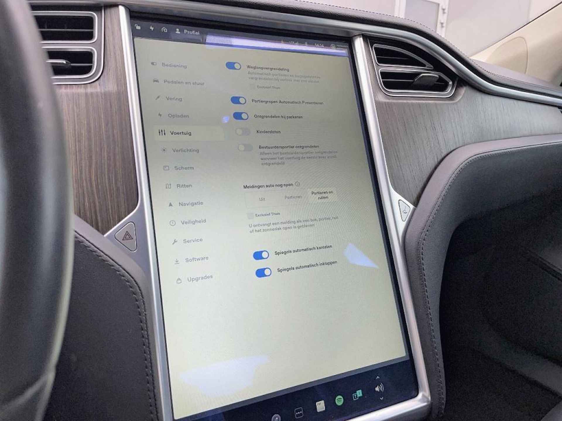 tesla motors MODEL S 85 PANODAK LEDER LMV AUTOPILOT LUCHTVERING - 26/36