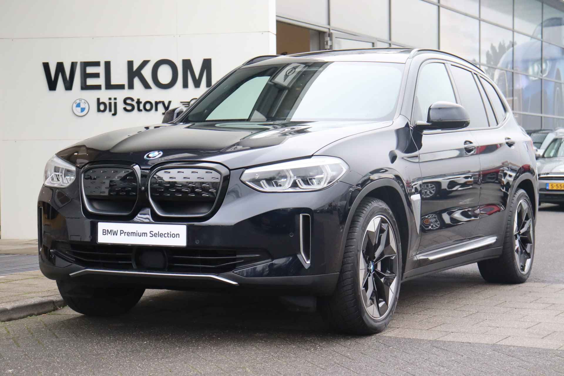 BMW iX3 High Executive / Trekhaak / Sportstoelen / Stoelverwarming / Adaptief onderstel / Parking Assistant Plus / Harman Kardon / Live Cockpit Professional - 6/39