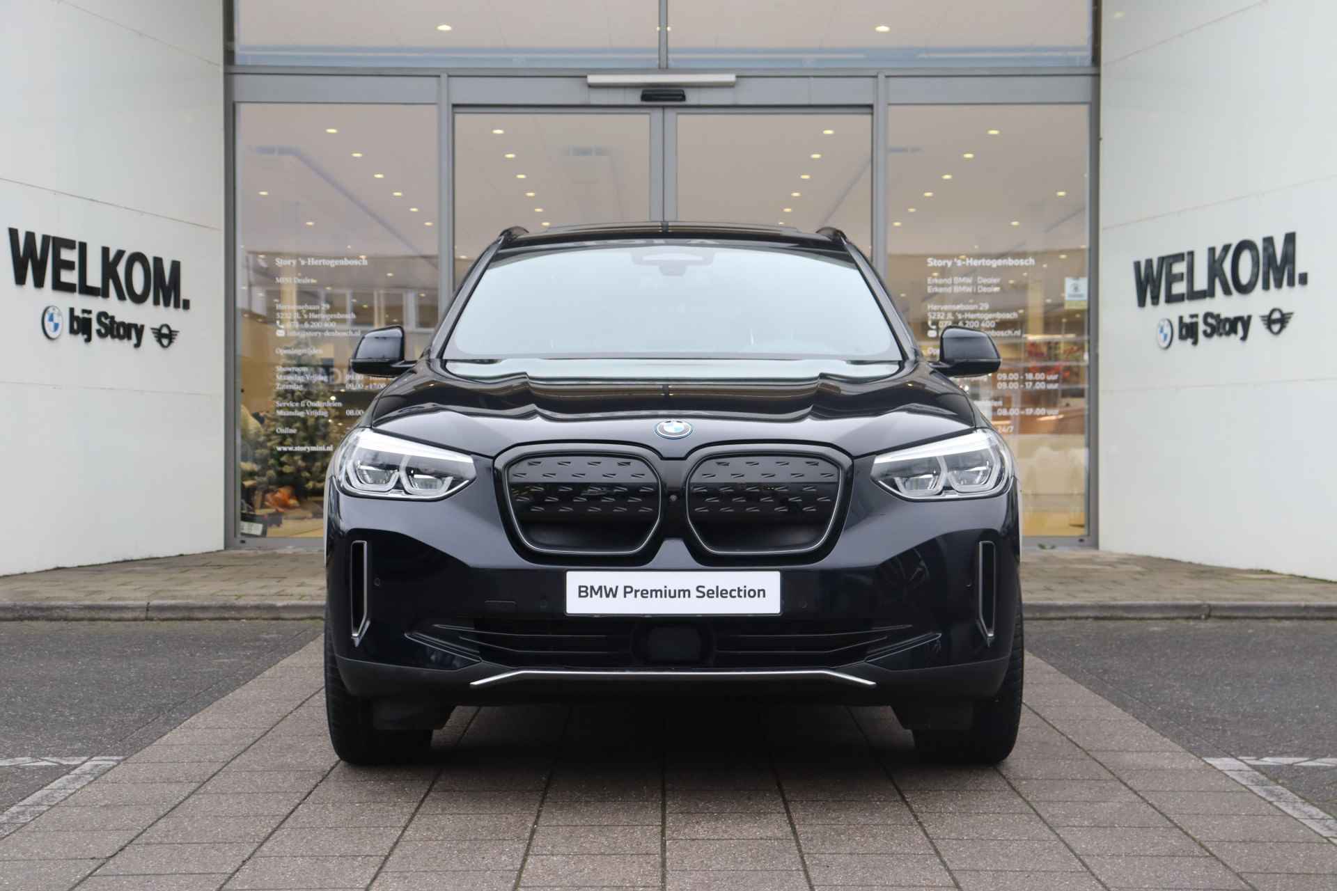 BMW iX3 High Executive / Trekhaak / Sportstoelen / Stoelverwarming / Adaptief onderstel / Parking Assistant Plus / Harman Kardon / Live Cockpit Professional - 3/39