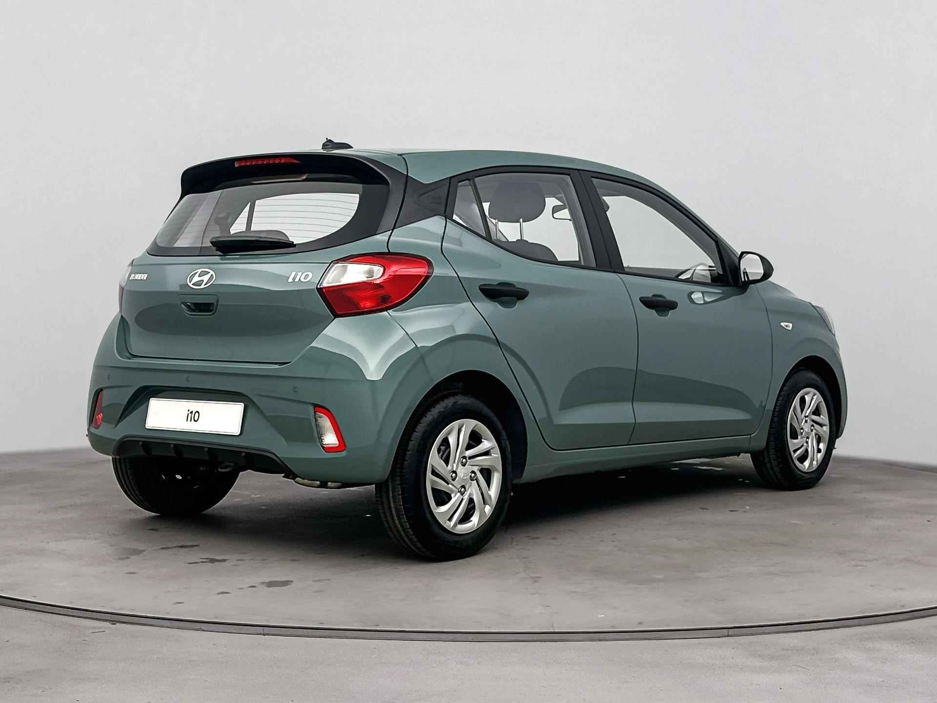 Hyundai i10 1.0 Comfort | Incl. €1700,- Voorraadactie! | Navigatie | Camera | Parkeersensoren | Apple Carplay | Cruise control | Airco | - 3/29