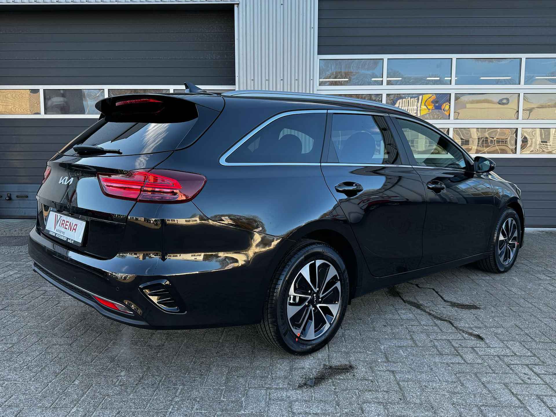 Kia Ceed Sportswagon 1.0 T-GDi MHEV Design Edition - Uit voorraad leverbaar - Navigatie - Cruise Control - Stoel-/stuurverwarming - Fabrieksgarantie tot 03-2032 - 4/39