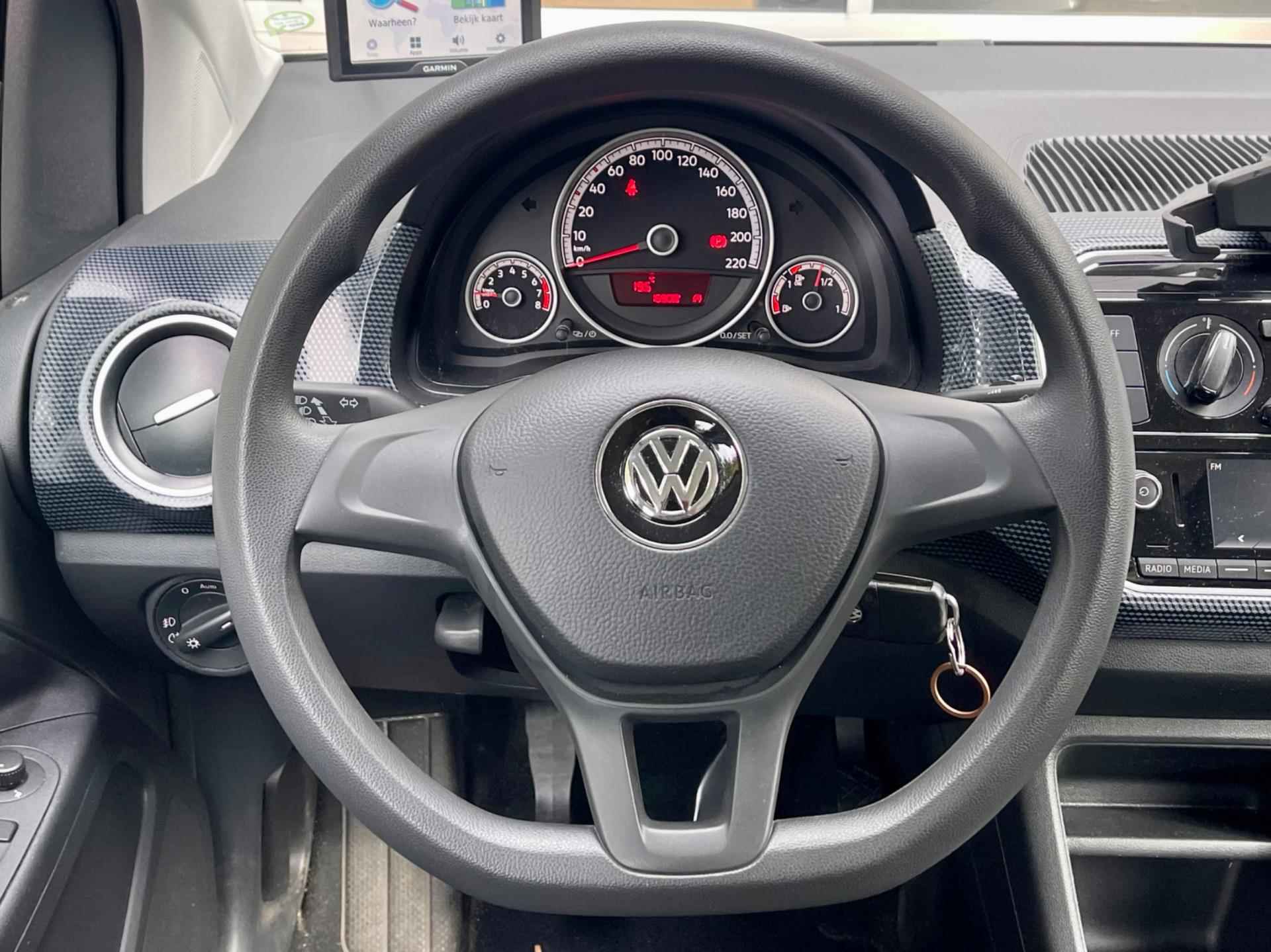 Volkswagen Up! 1.0 EcoFuel move up! (CNG & Benzine) - 8/17