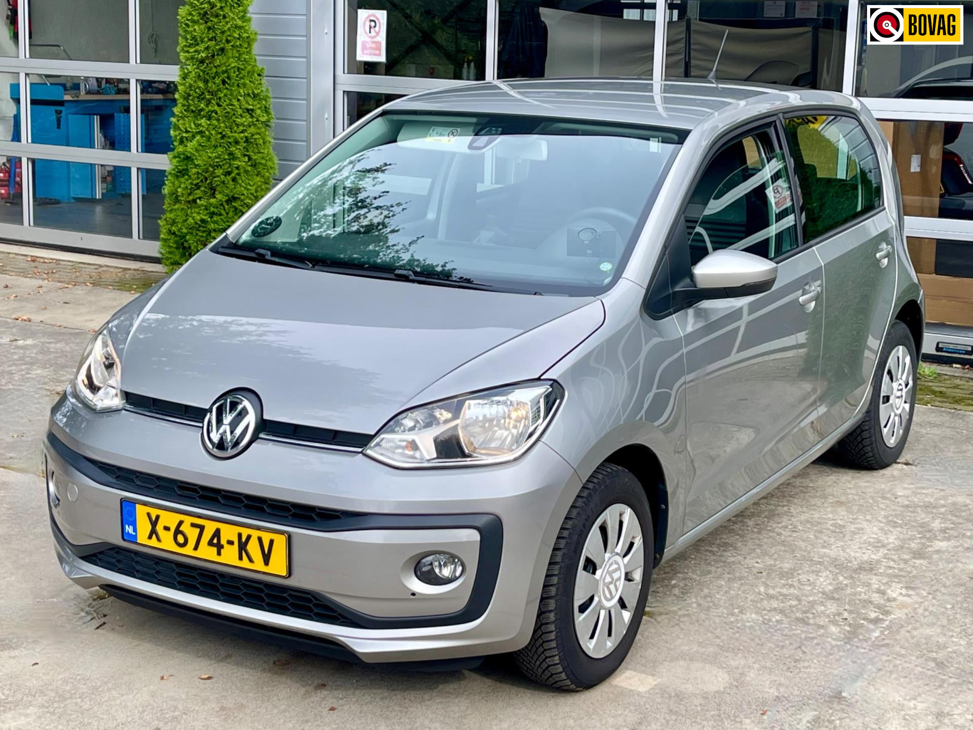 Volkswagen Up! 1.0 EcoFuel move up! (CNG & Benzine)