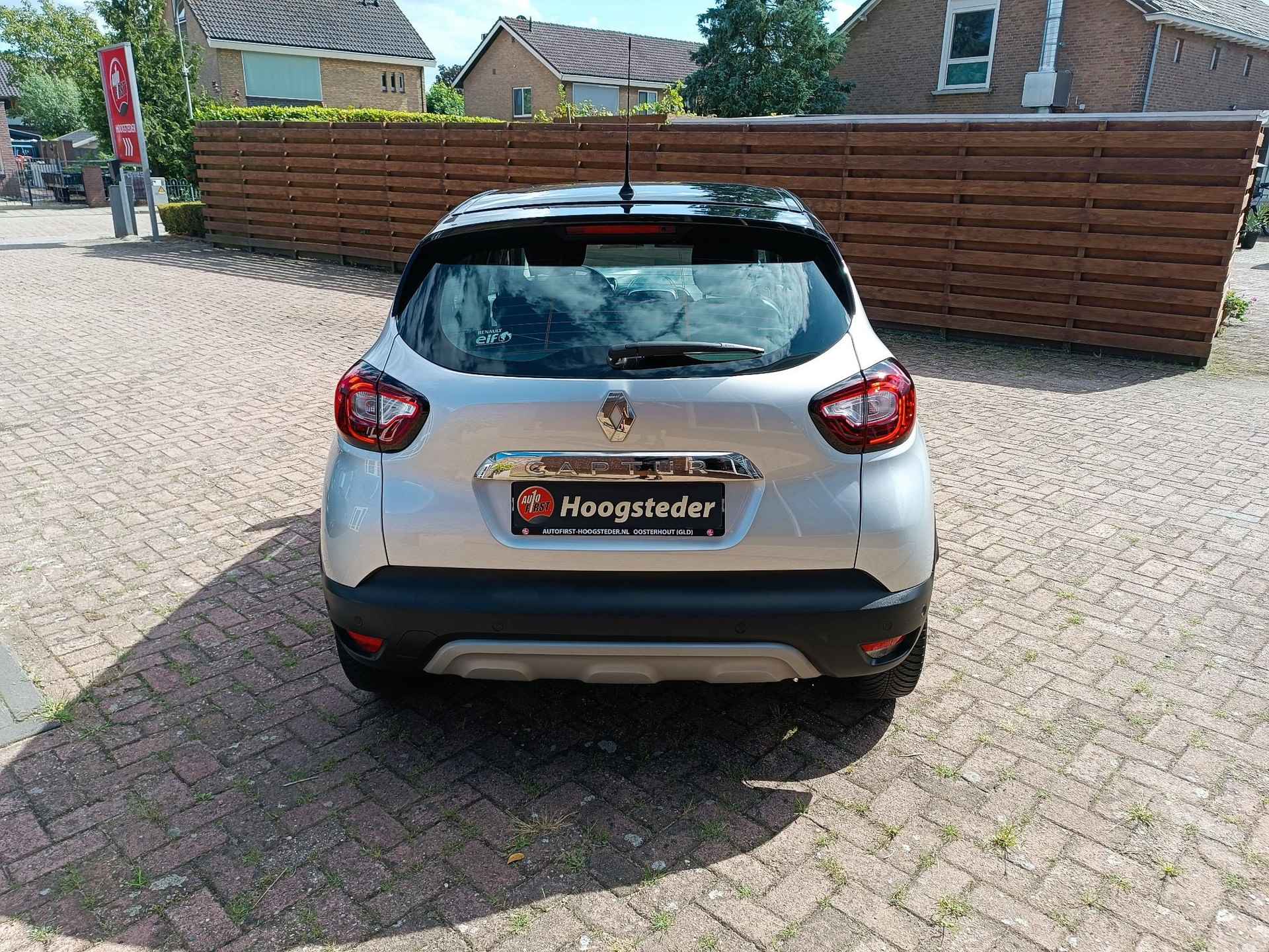 Renault Captur 0.9TCE Intens, camera, Navigatie - 21/24