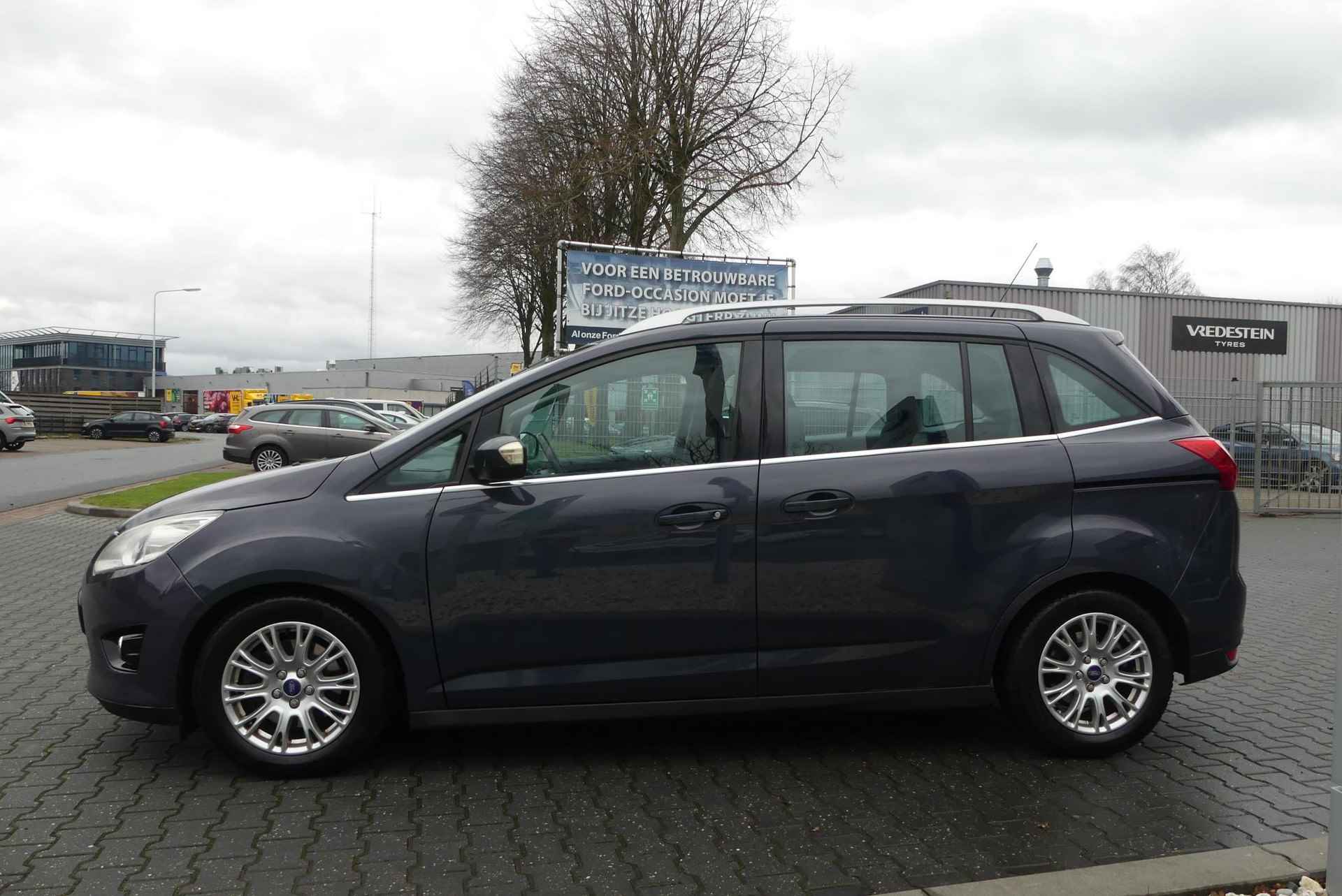 Ford Grand C-Max 1.6 EcoBoost Titanium 7p. 7 PERSOONS.NAVI.CRUISE.TREKHAAK.D RIEM VERVANGEN. - 13/19