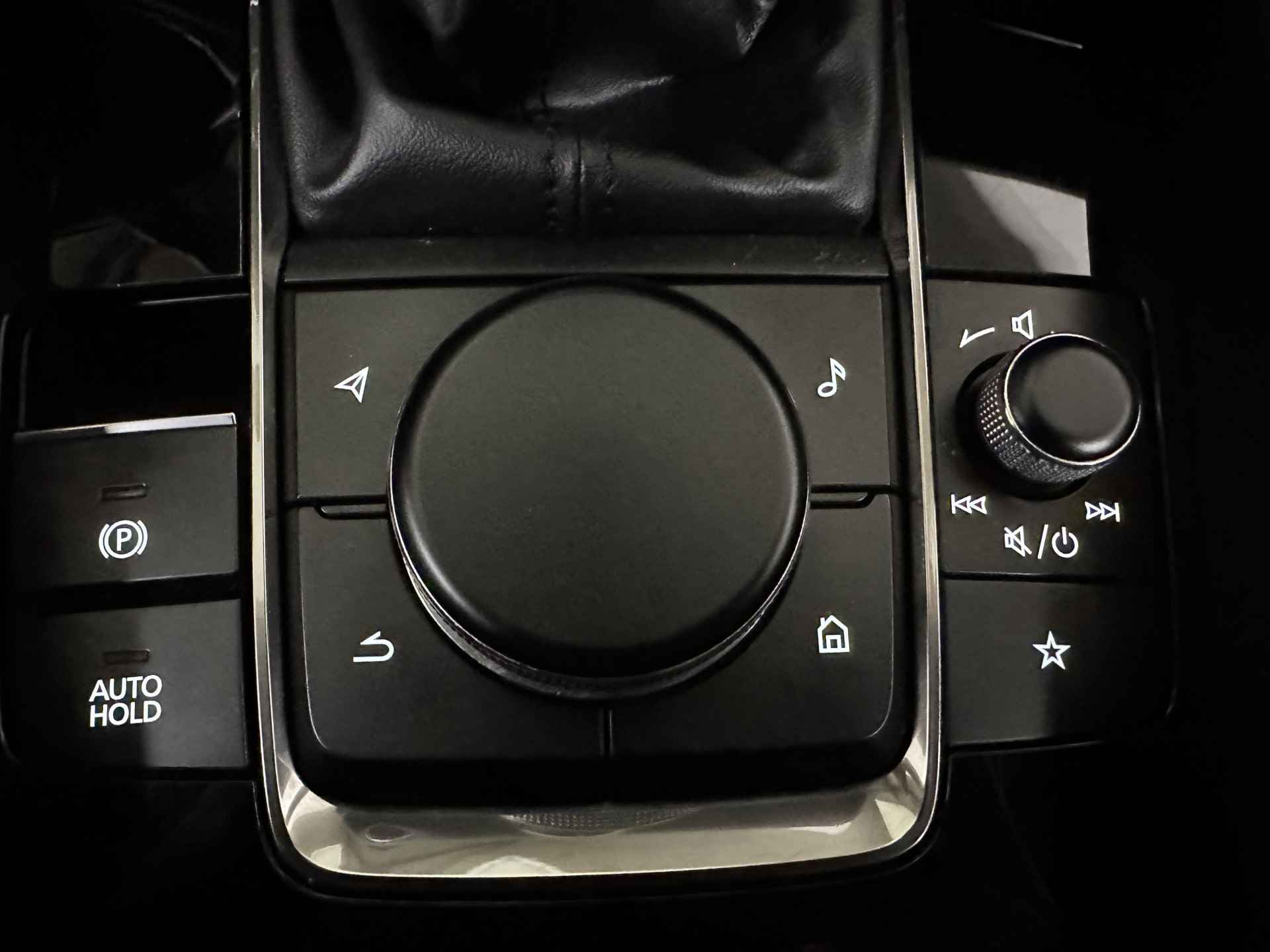 Mazda 3 2.0 e-SkyActiv-G M Hybrid 122 Comfort | Adaptive Cruise | Camera | LED | Navi | Apple Carplay | Head Up | Stuur & Stoelverwarming | - 15/36