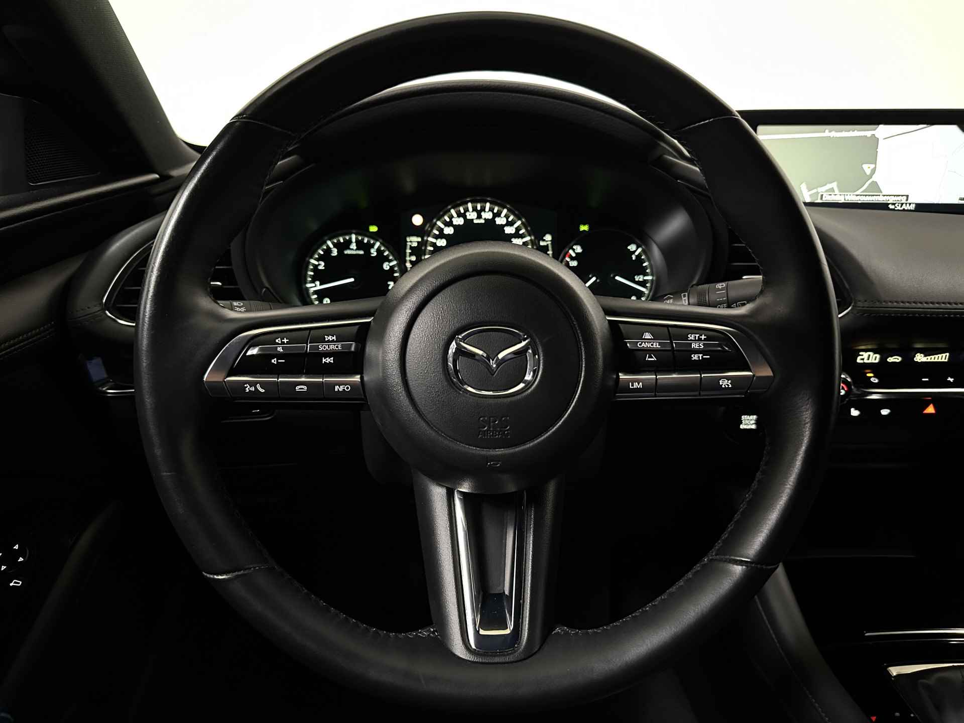 Mazda 3 2.0 e-SkyActiv-G M Hybrid 122 Comfort | Adaptive Cruise | Camera | LED | Navi | Apple Carplay | Head Up | Stuur & Stoelverwarming | - 30/36