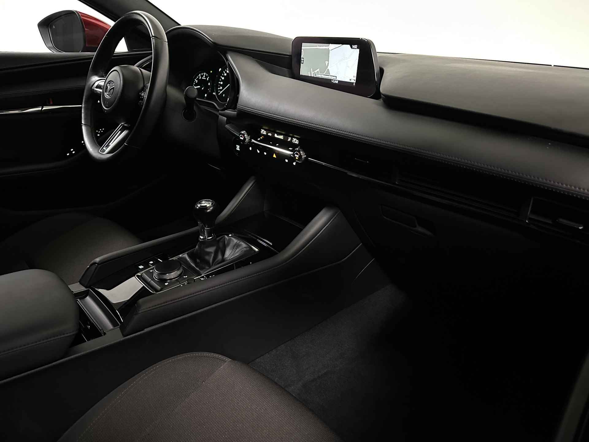Mazda 3 2.0 e-SkyActiv-G M Hybrid 122 Comfort | Adaptive Cruise | Camera | LED | Navi | Apple Carplay | Head Up | Stuur & Stoelverwarming | - 35/36