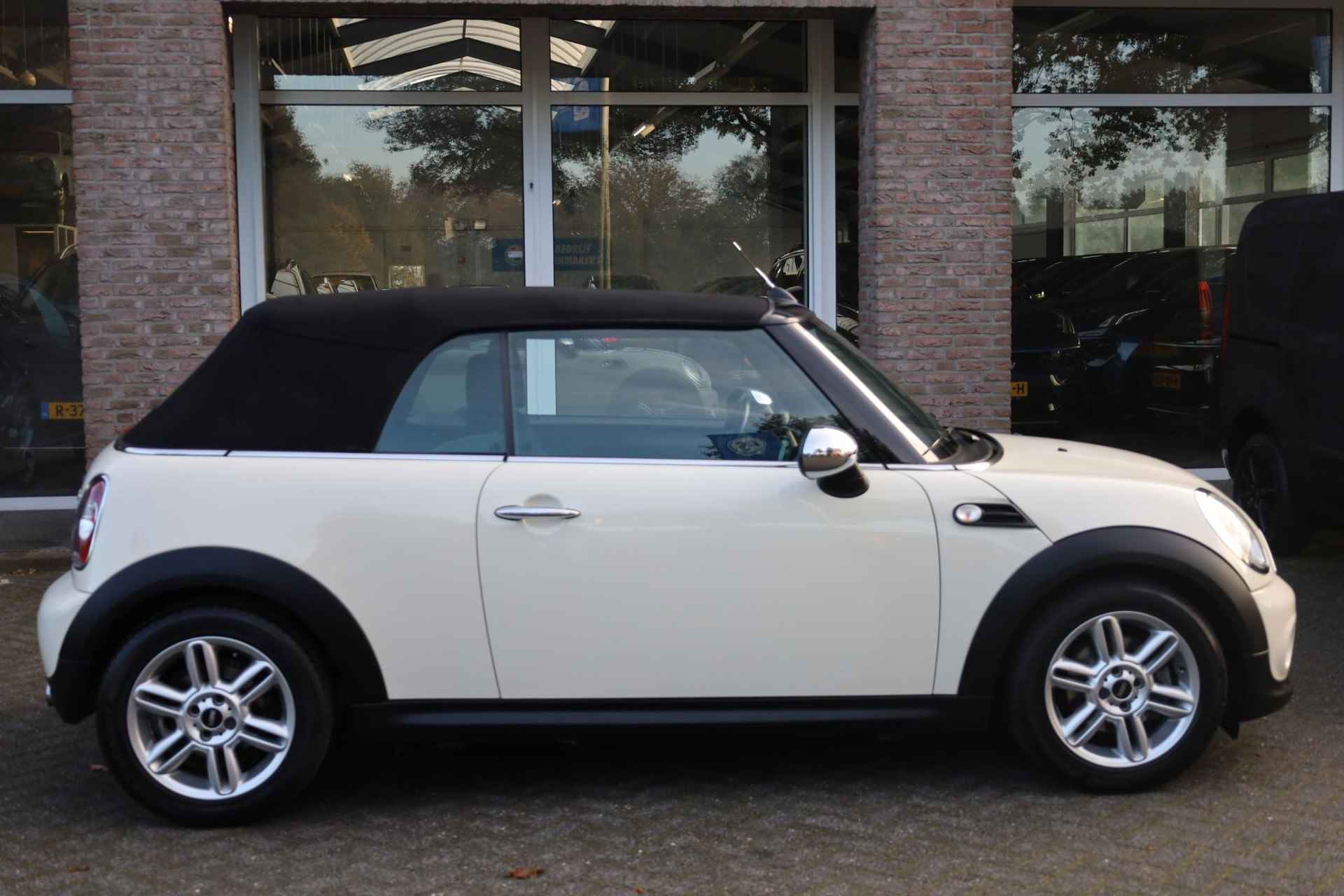 Mini Mini Cabrio 1.6 Cooper Chili HALFLEER STOELVERWARMING PDC CLIMA LMV - 26/34