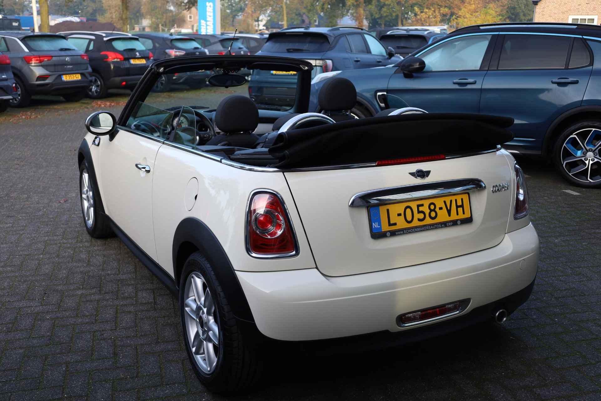 Mini Mini Cabrio 1.6 Cooper Chili HALFLEER STOELVERWARMING PDC CLIMA LMV - 29/34